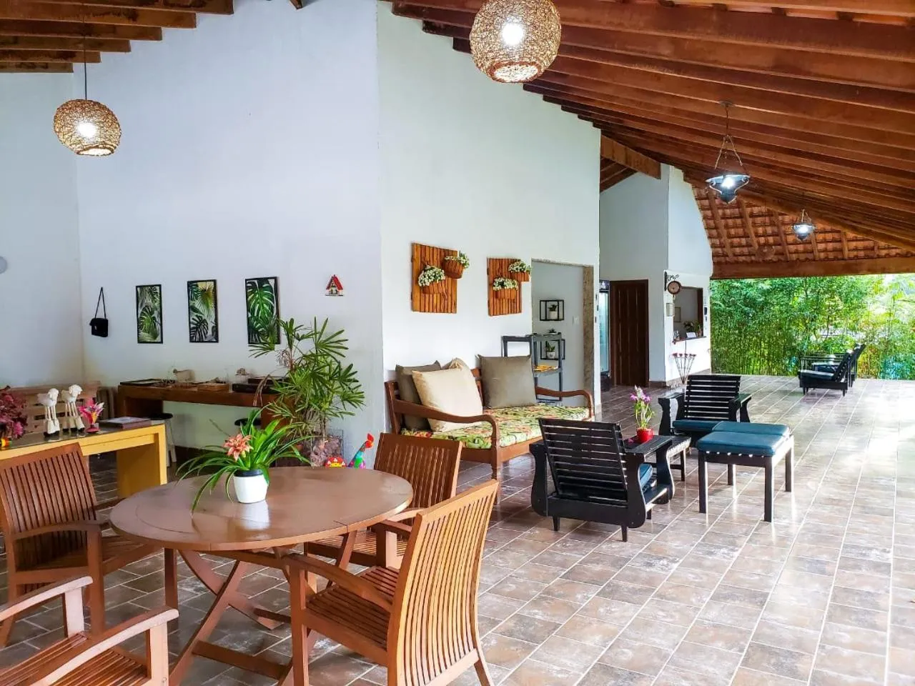 Seating area in Pousada Mirante do Penedo