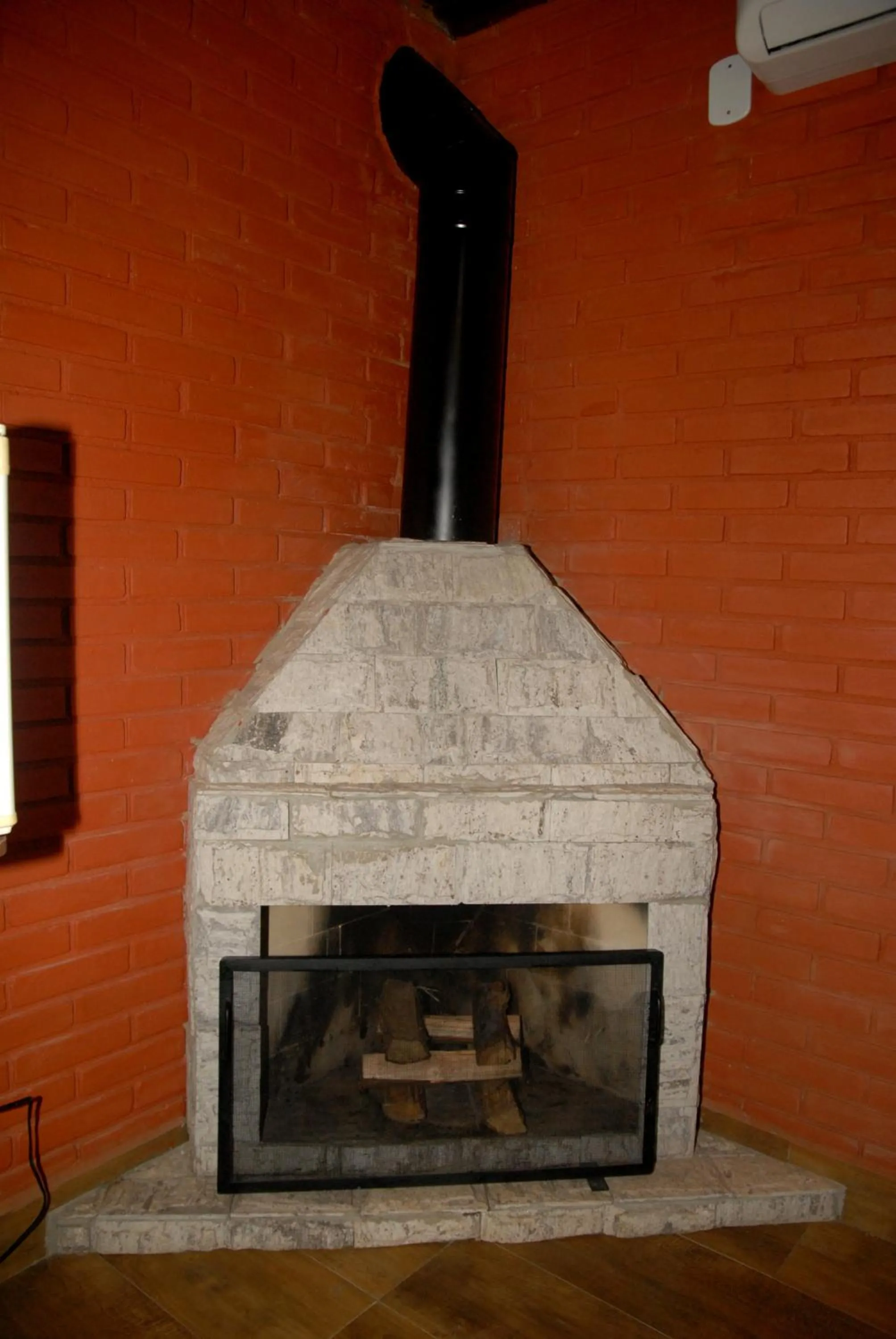 flat iron in Pousada Mirante do Penedo