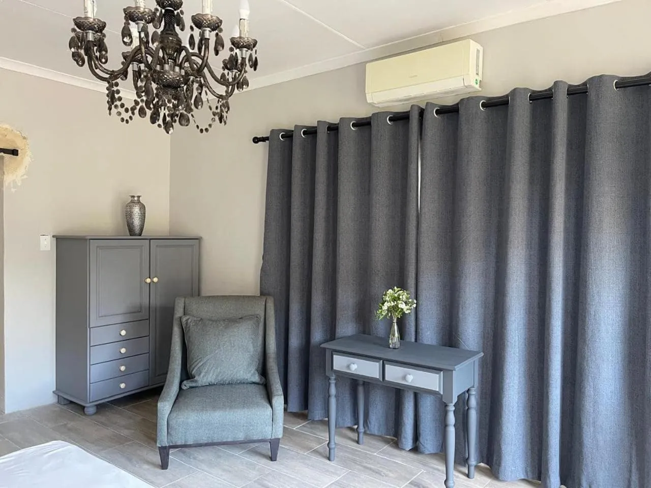 Nauntons Guest House & Wedding Venue