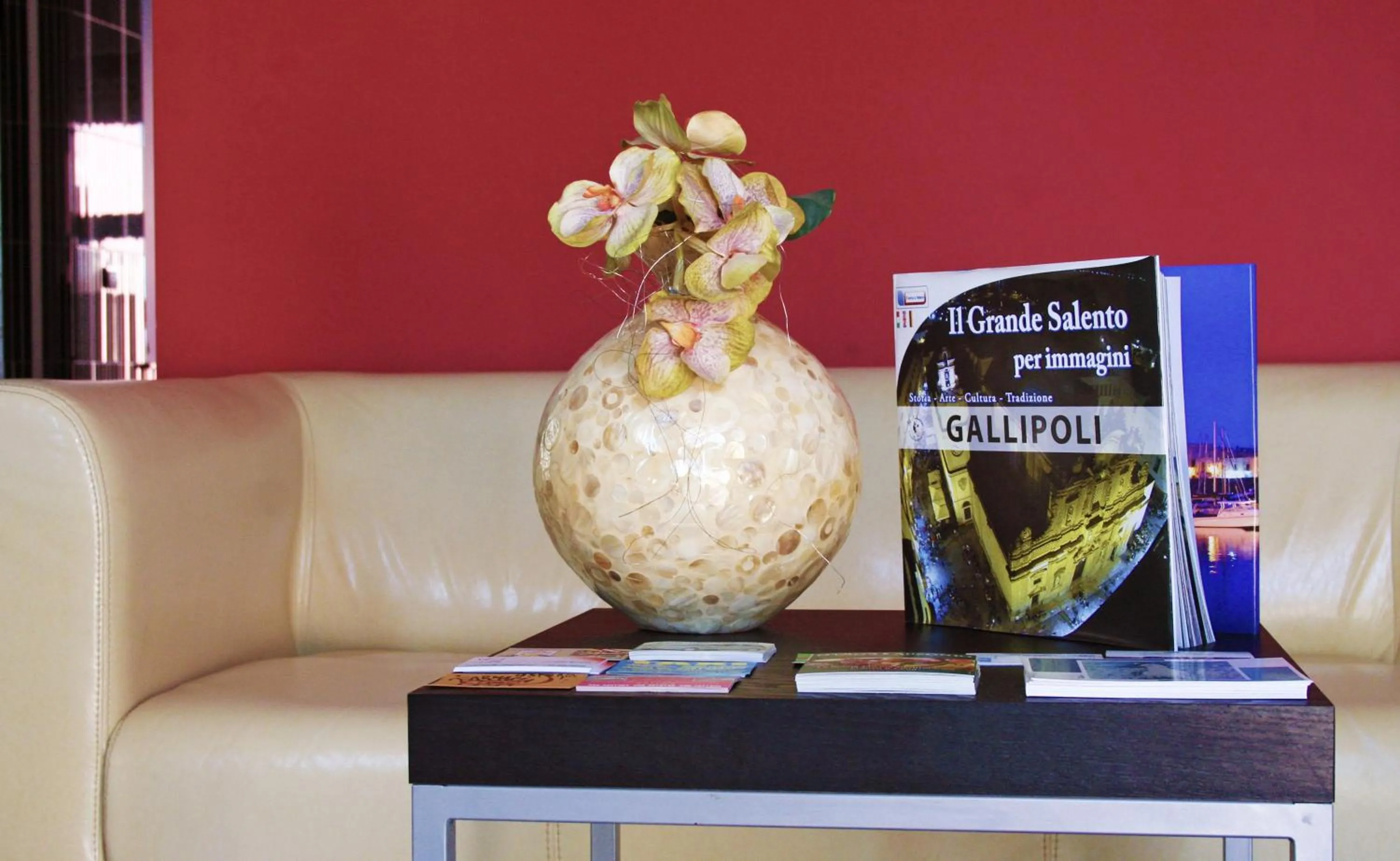 Decorative detail in B&B Via Gallipoli