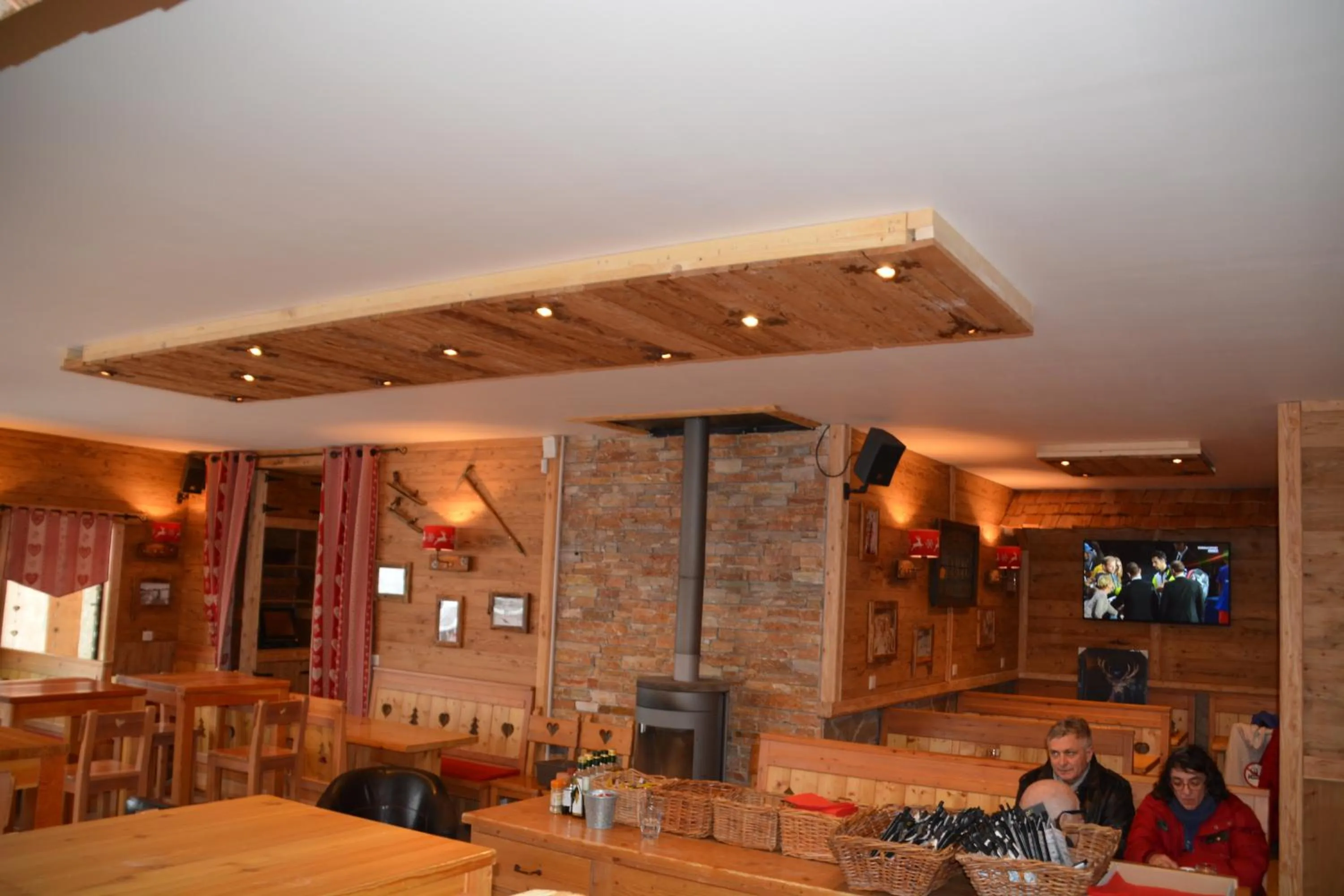 Restaurant/places to eat in Hôtel Alpis Cottia