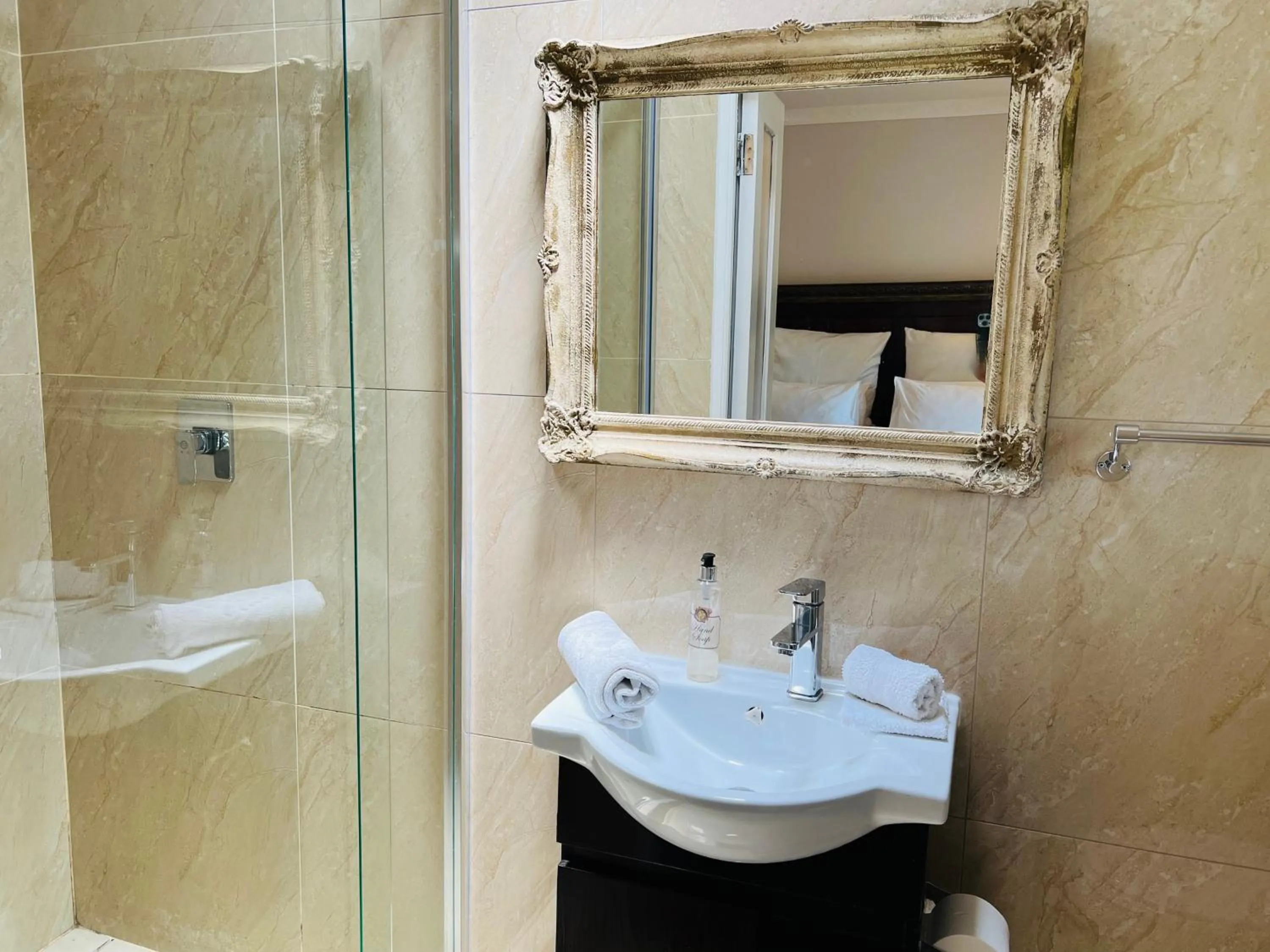 Shower in Goblin's Mead