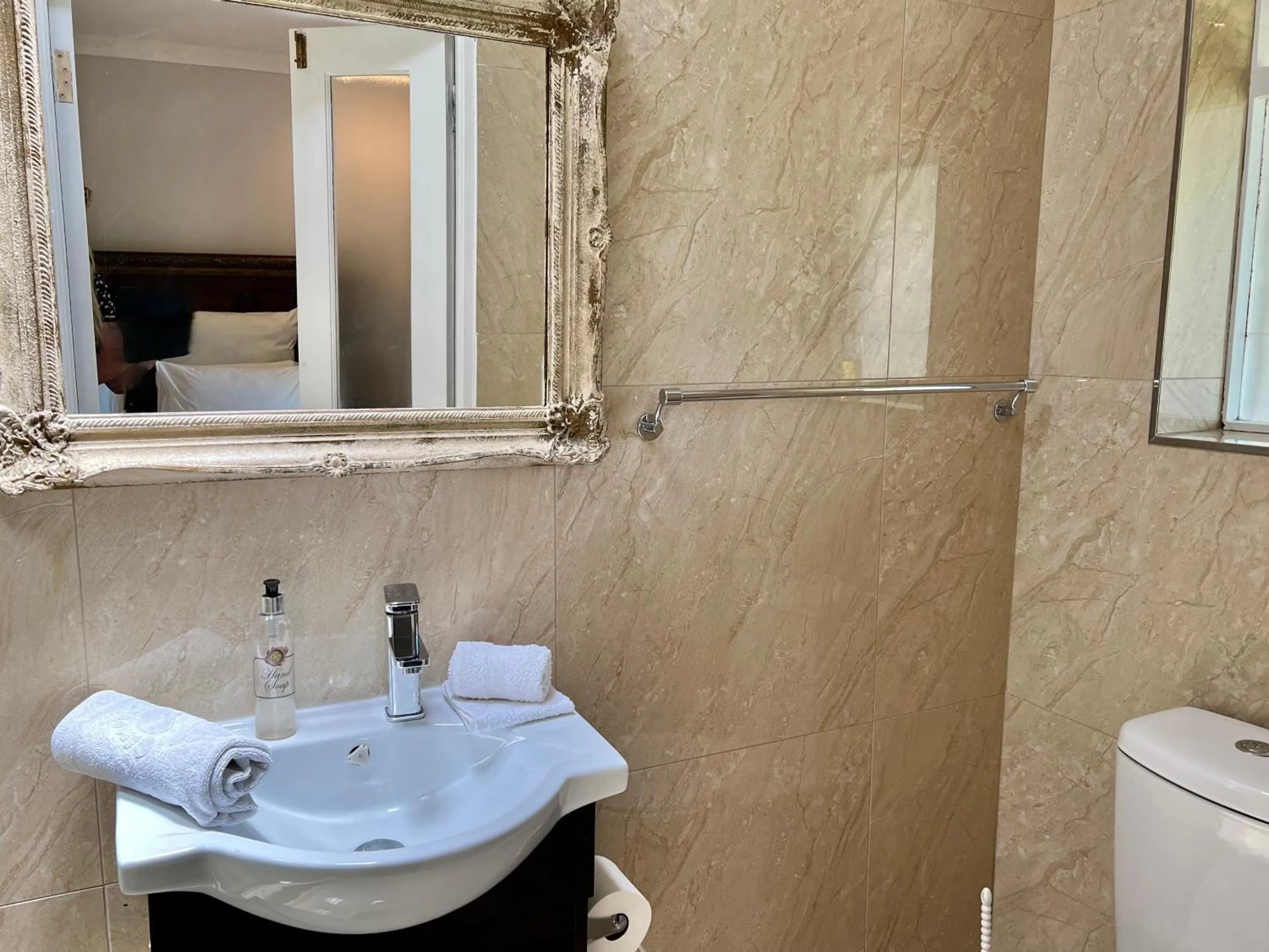 Bathroom in Goblin's Mead