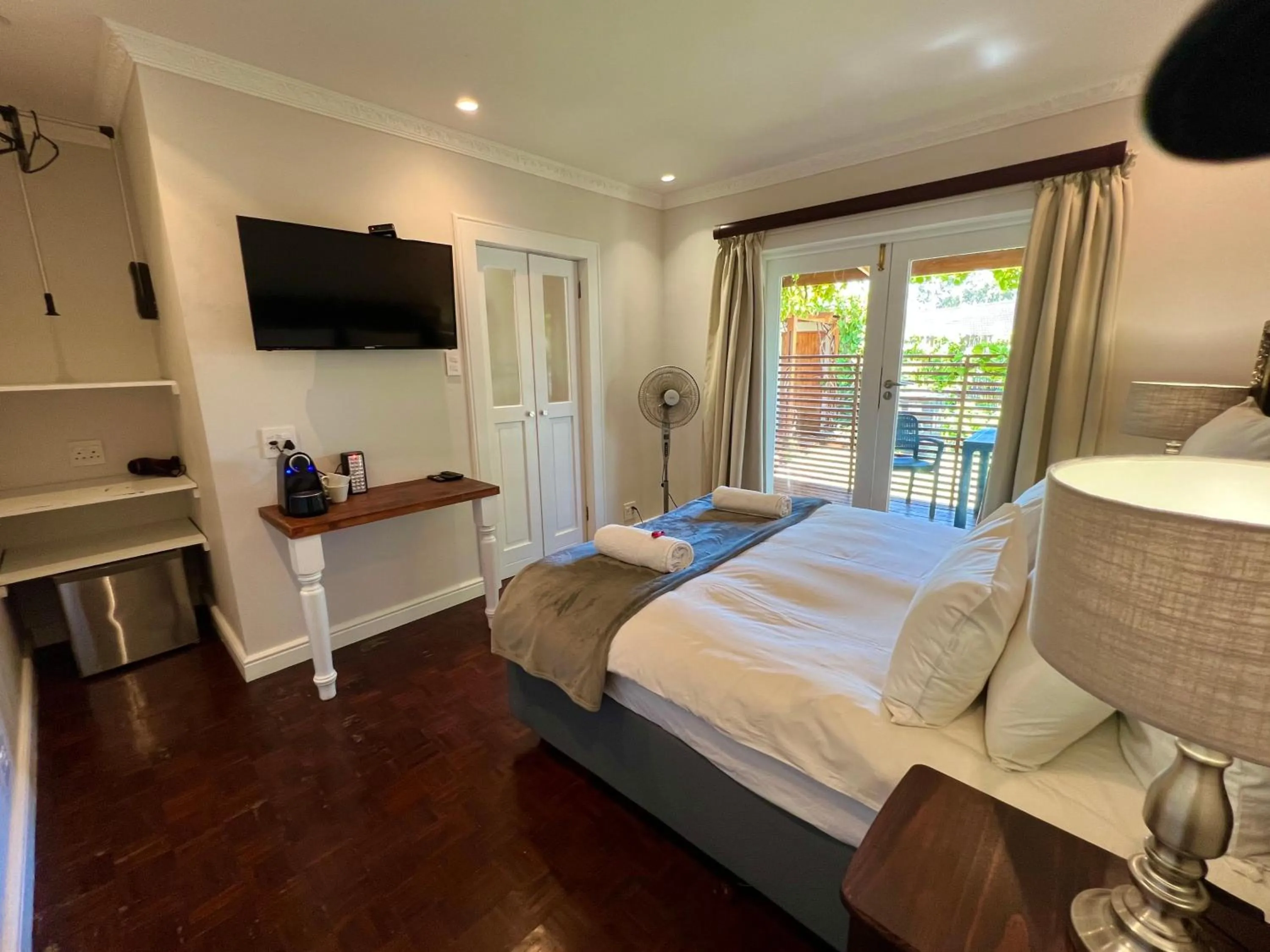 Bedroom, Bed in Goblin's Mead