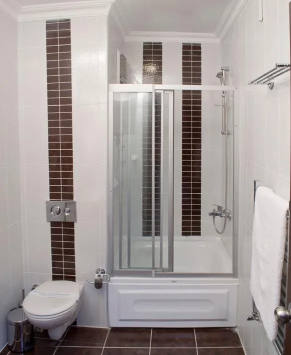 Shower in The Bosphorus House