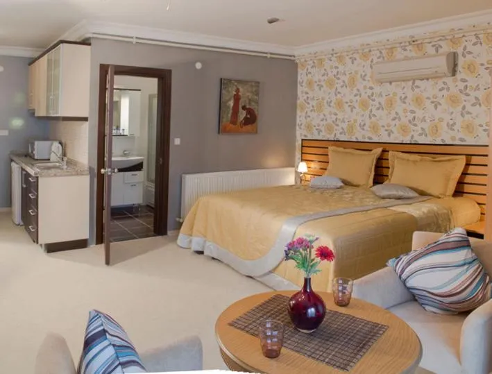 Photo of the whole room, Bed in The Bosphorus House