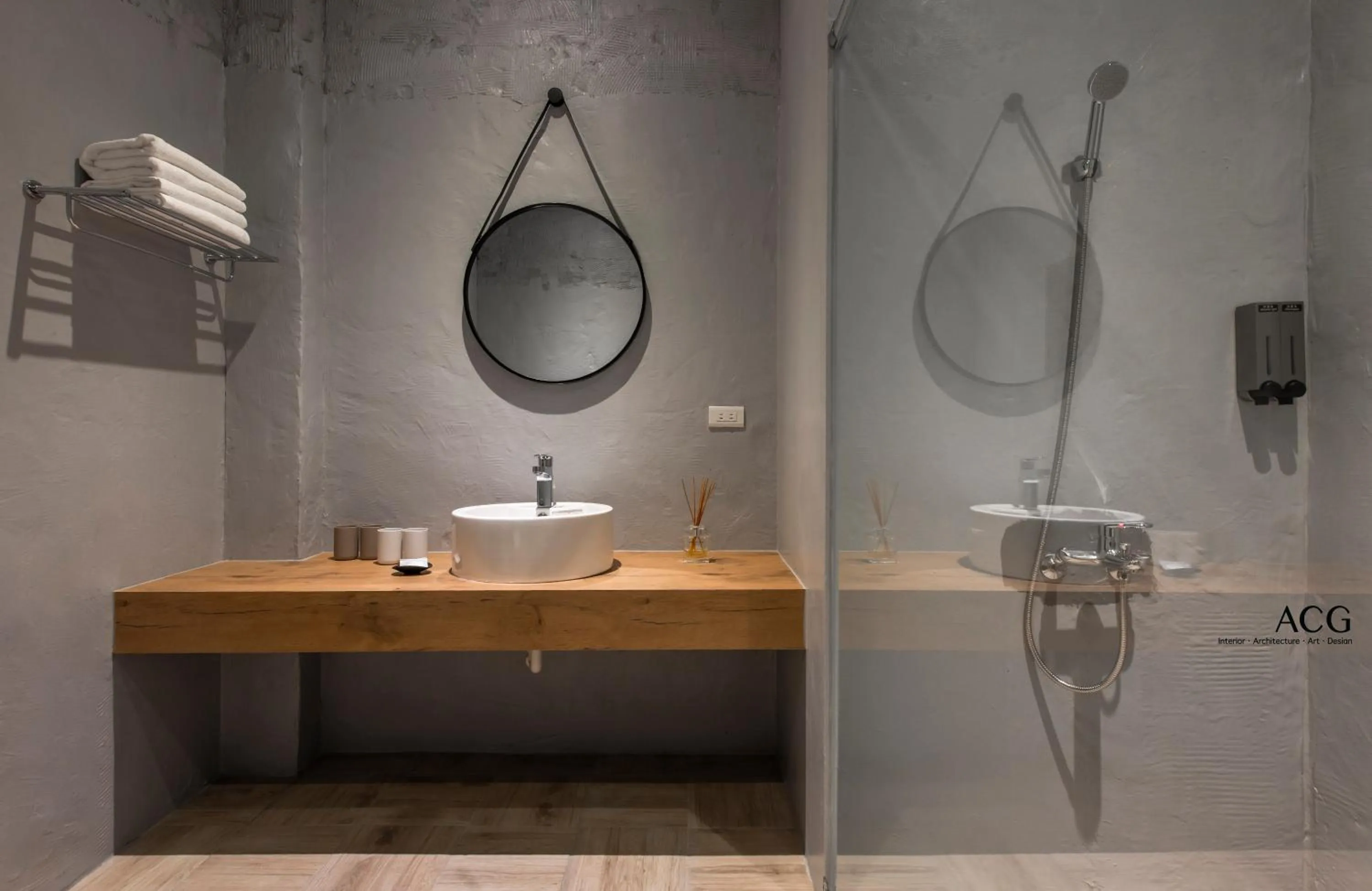 Shower in Art Zone 2