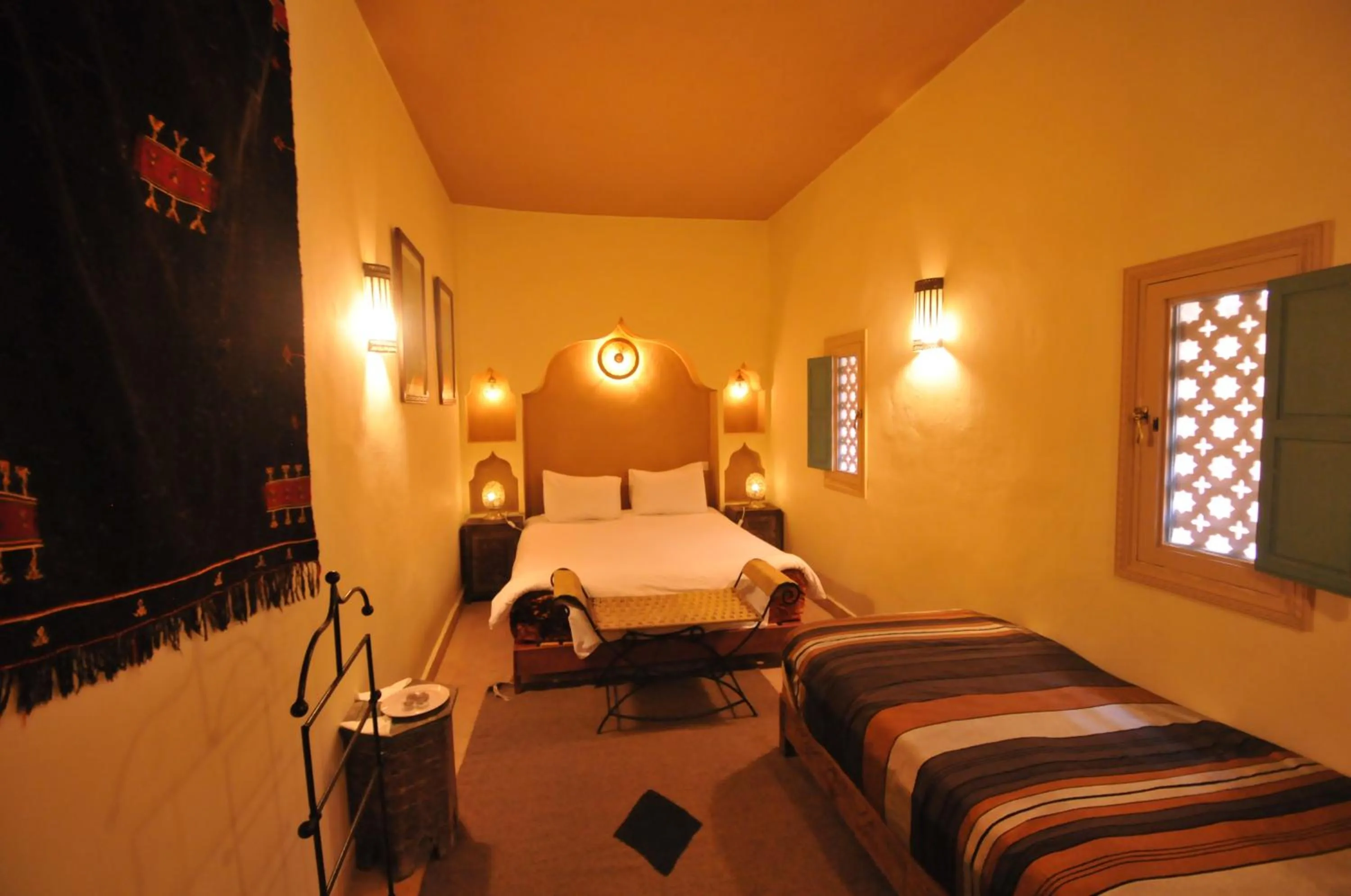 Photo of the whole room in Palais Oumensour