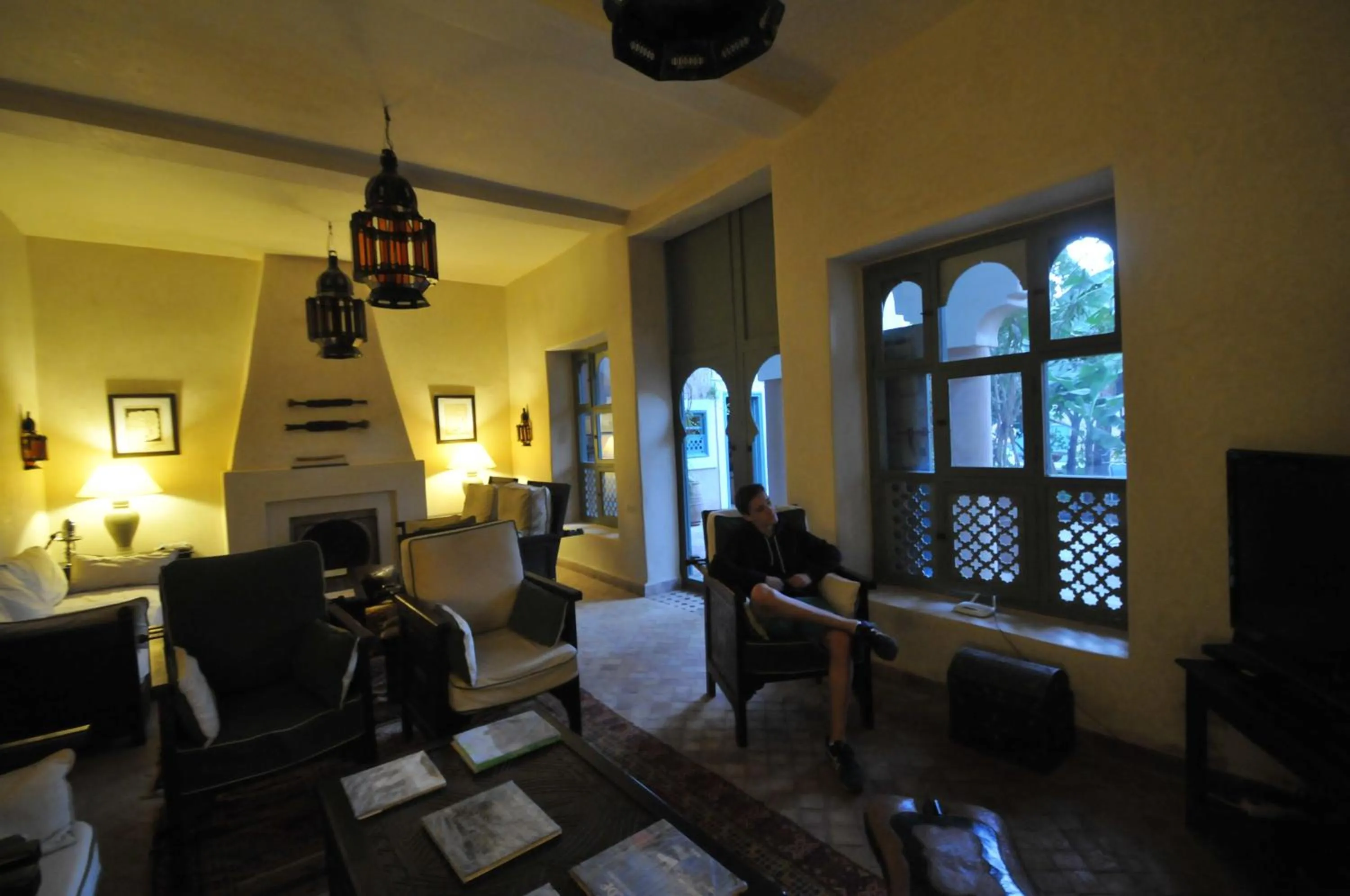 Communal lounge/ TV room in Palais Oumensour