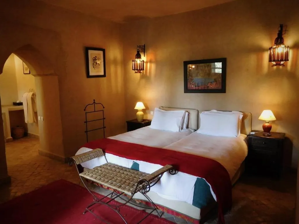 Photo of the whole room in Palais Oumensour