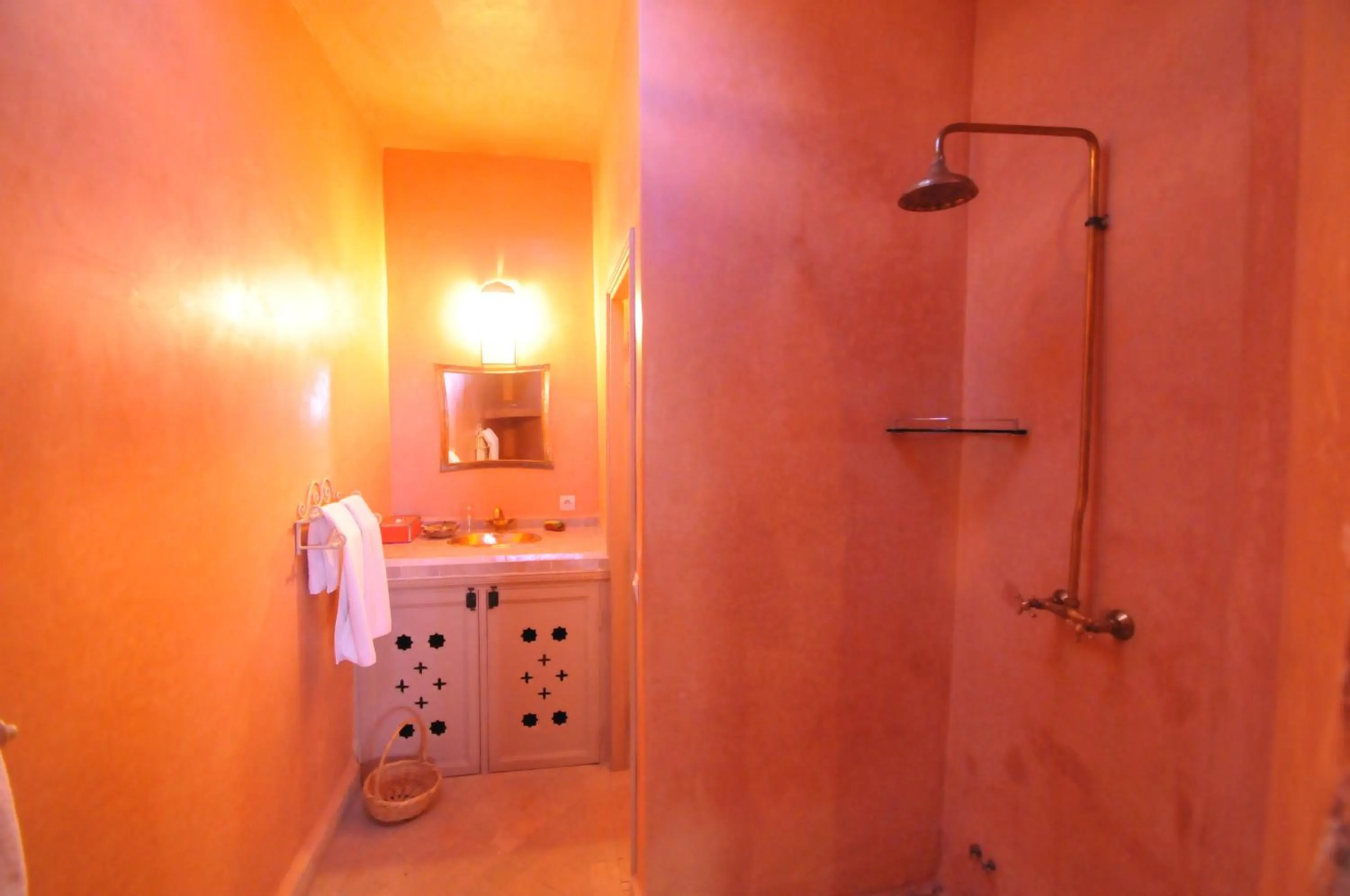 Bathroom in Palais Oumensour