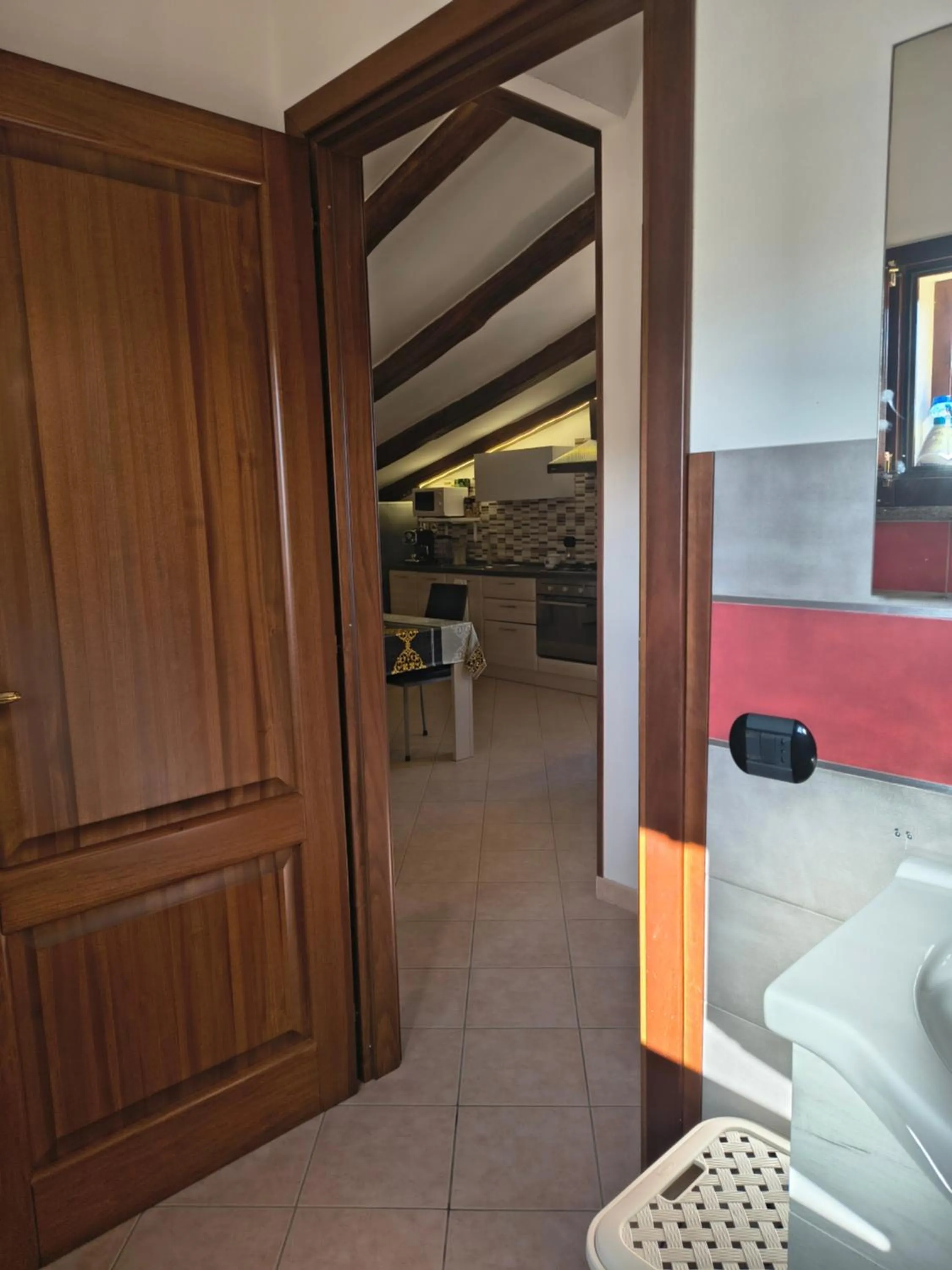 Kitchen or kitchenette in La Fortezza casa vacanze & appartament