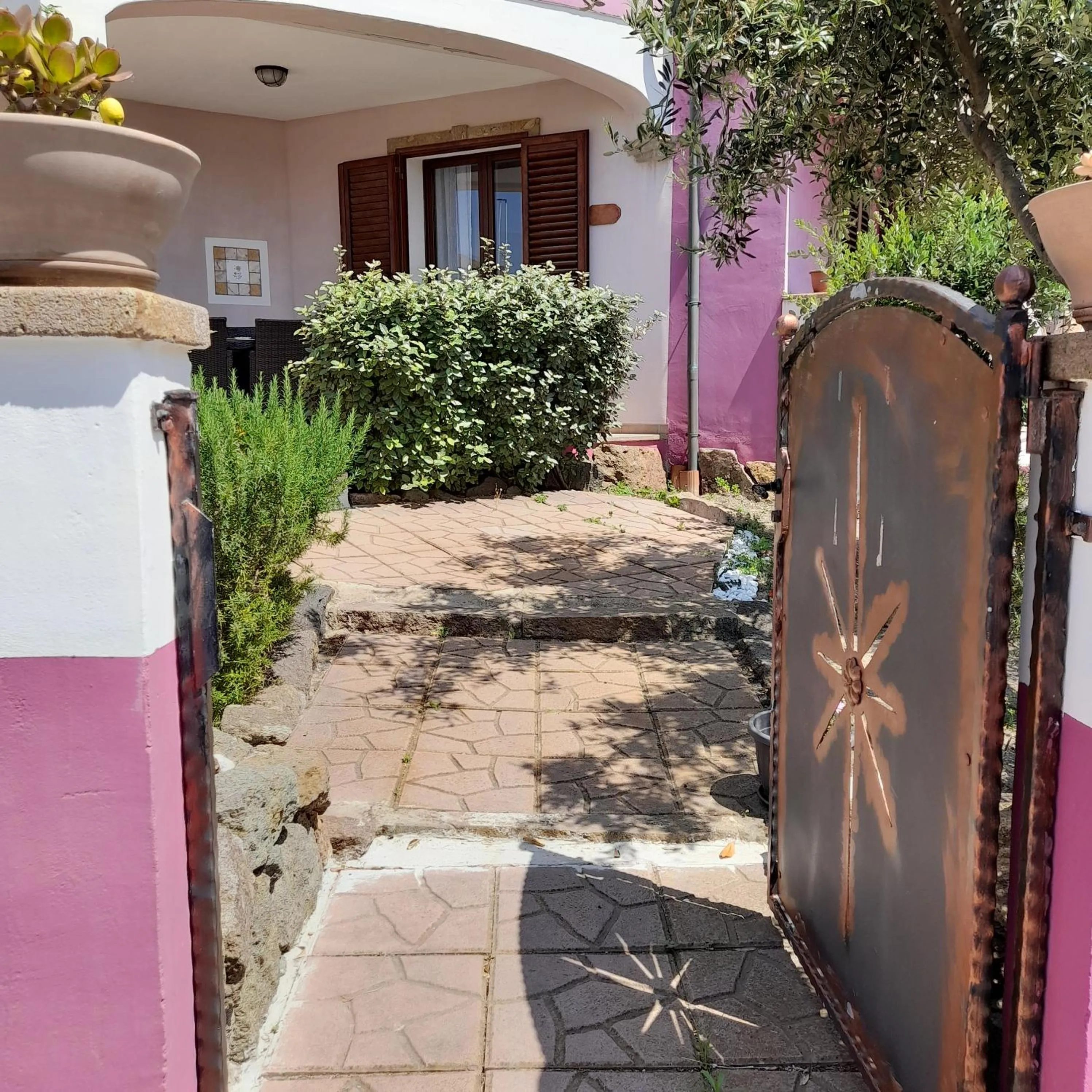 Property building in La Fortezza casa vacanze & appartament