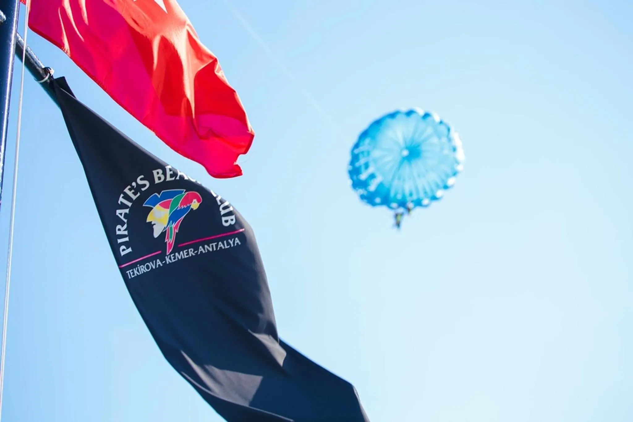 Day in Pirates Beach Club -Ultra All Inclusive