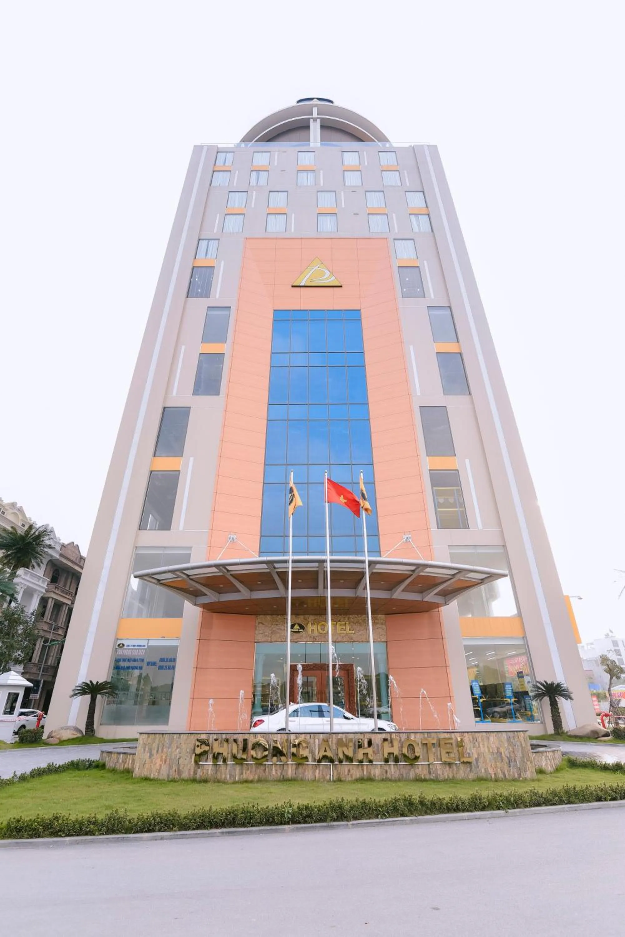 Property building in Khách sạn Phương Anh