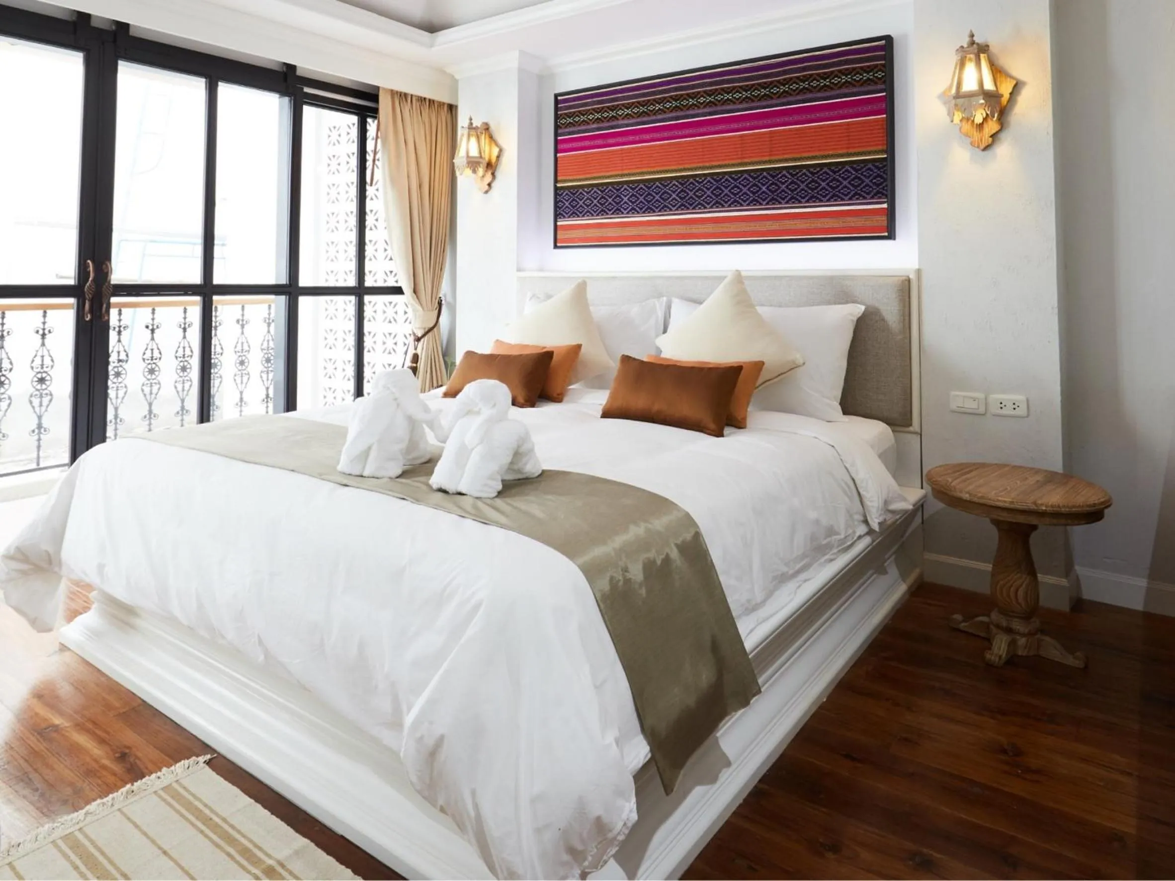 Bed in Lanna Oriental Hotel