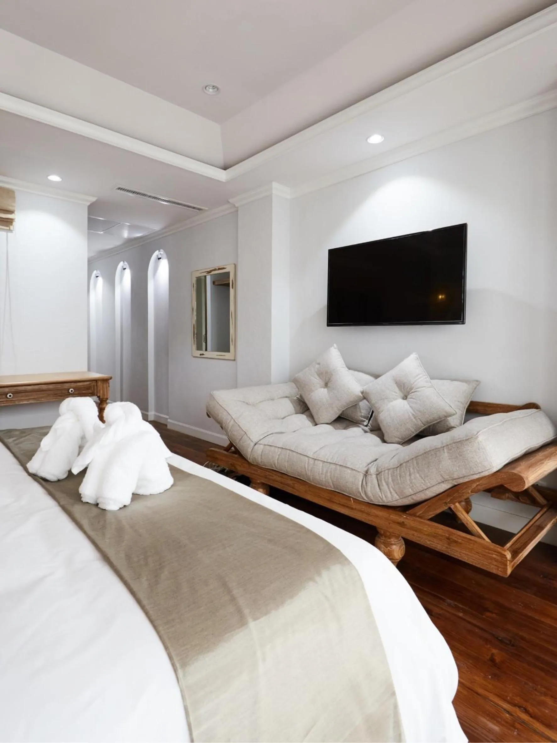 TV and multimedia, Bed in Lanna Oriental Hotel