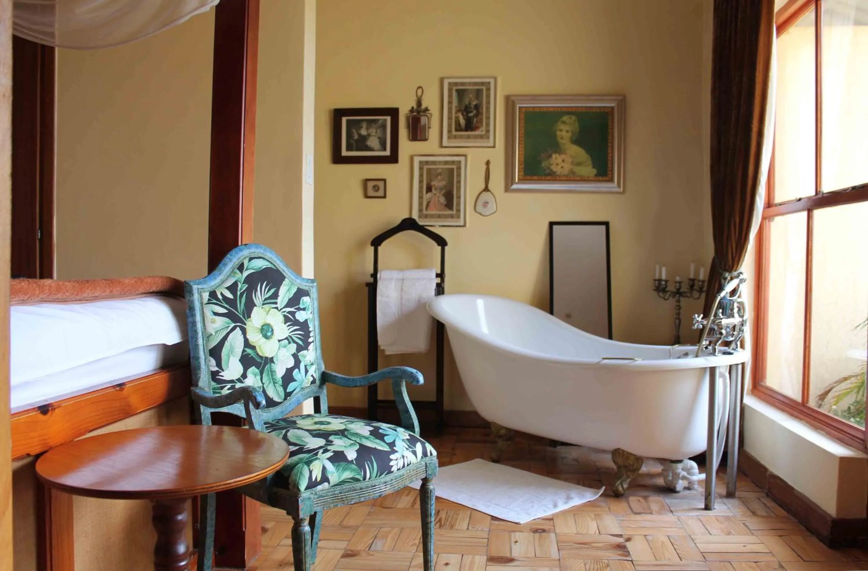 Bathroom in Goblin's Creek