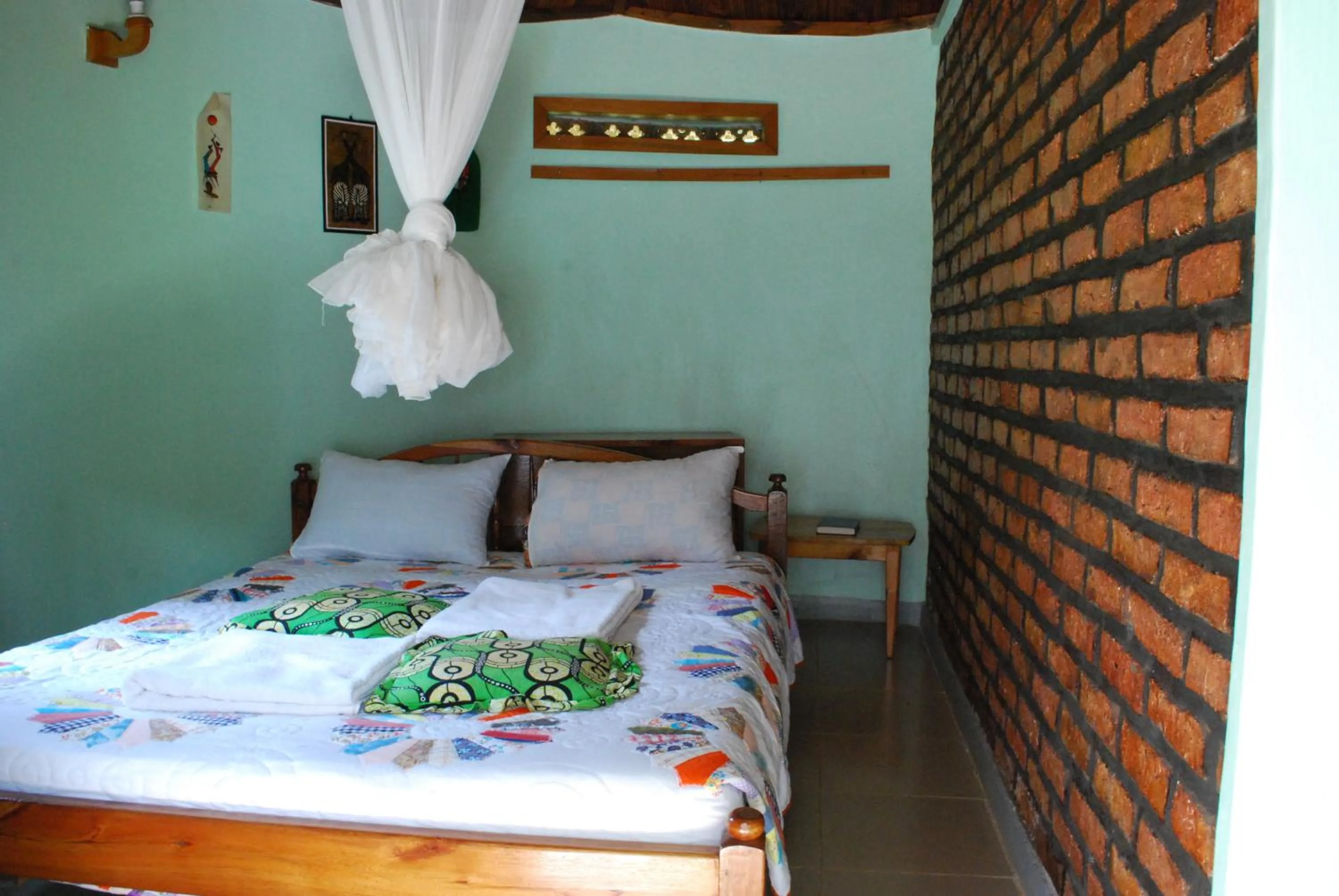 Bed in Crater Bay Cottages