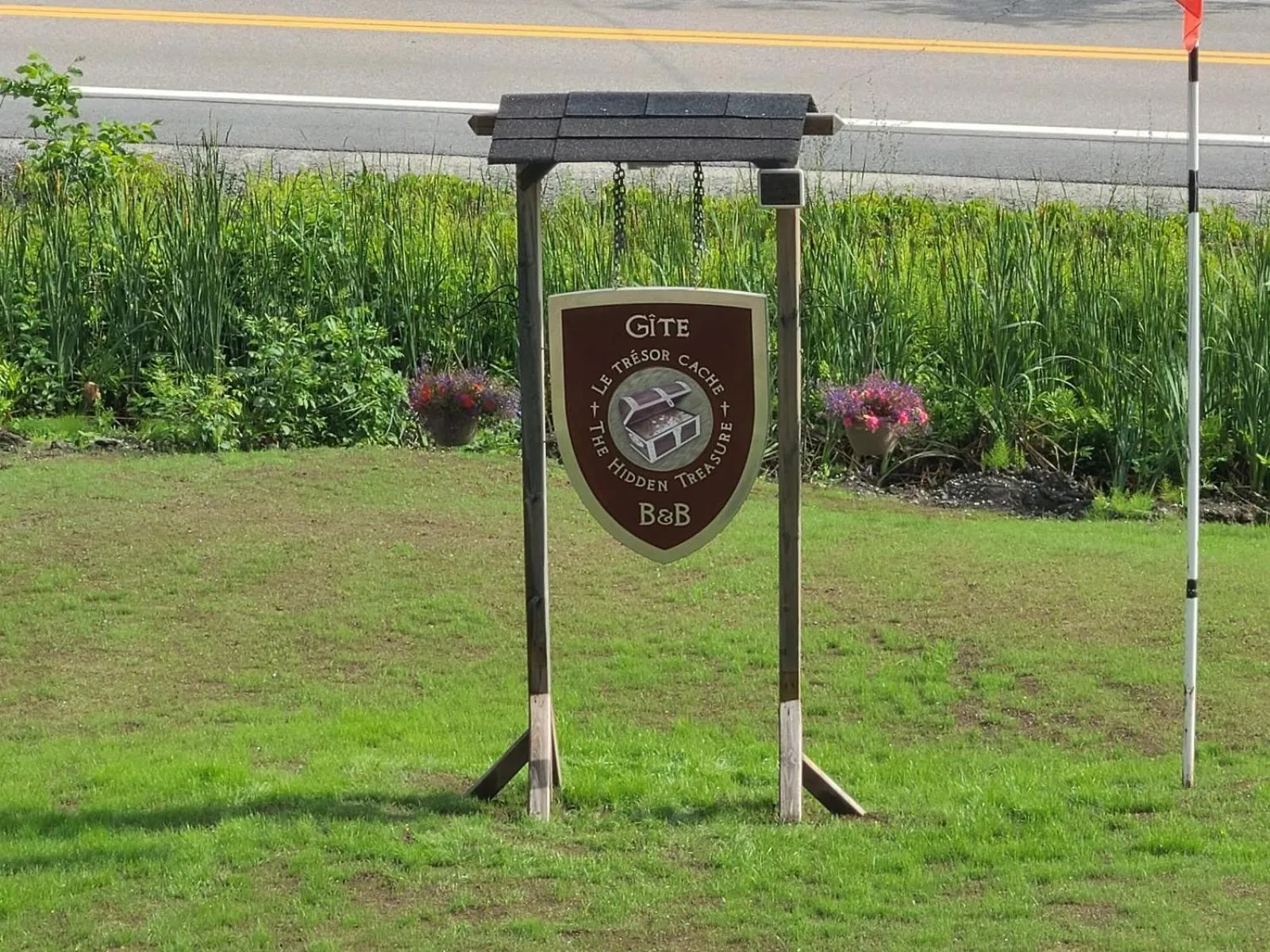 Gîte Le Trésor Caché Bed & Breakfast