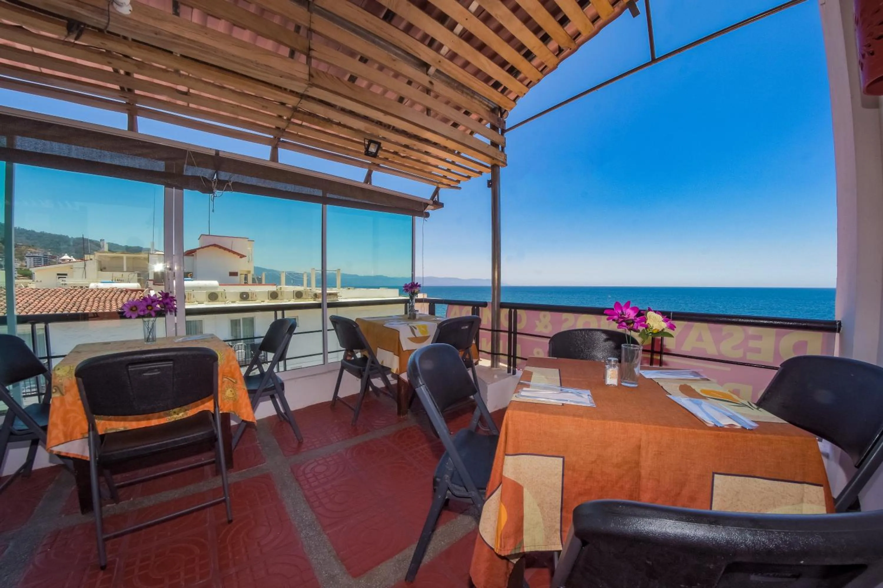 Restaurant/places to eat in Hotel Suites Nadia Puerto Vallarta