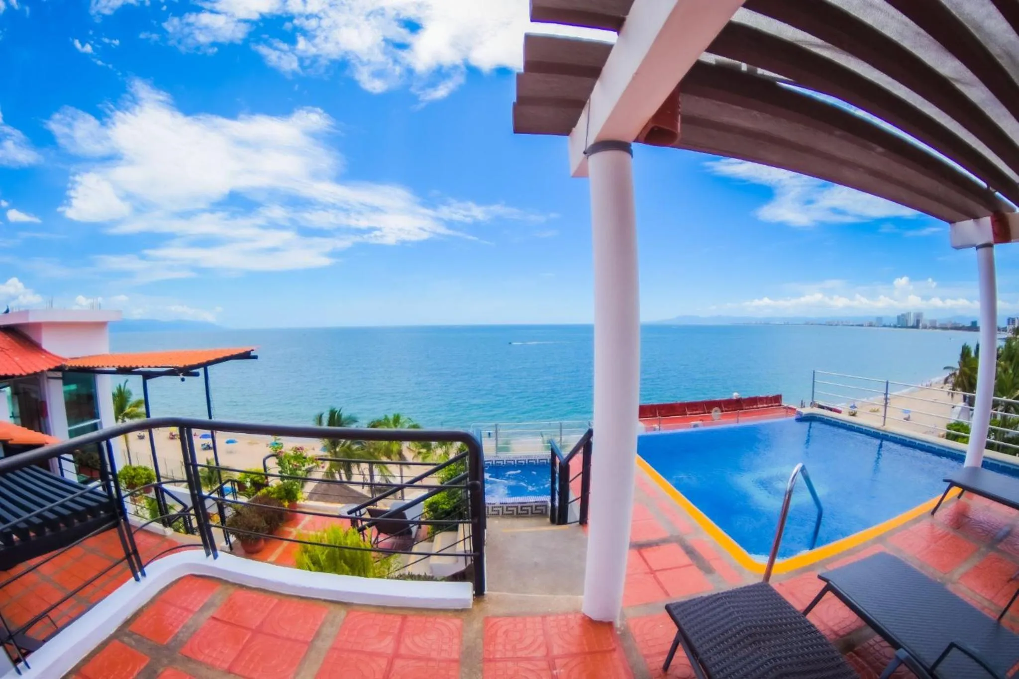 Swimming pool in Hotel Suites Nadia Puerto Vallarta