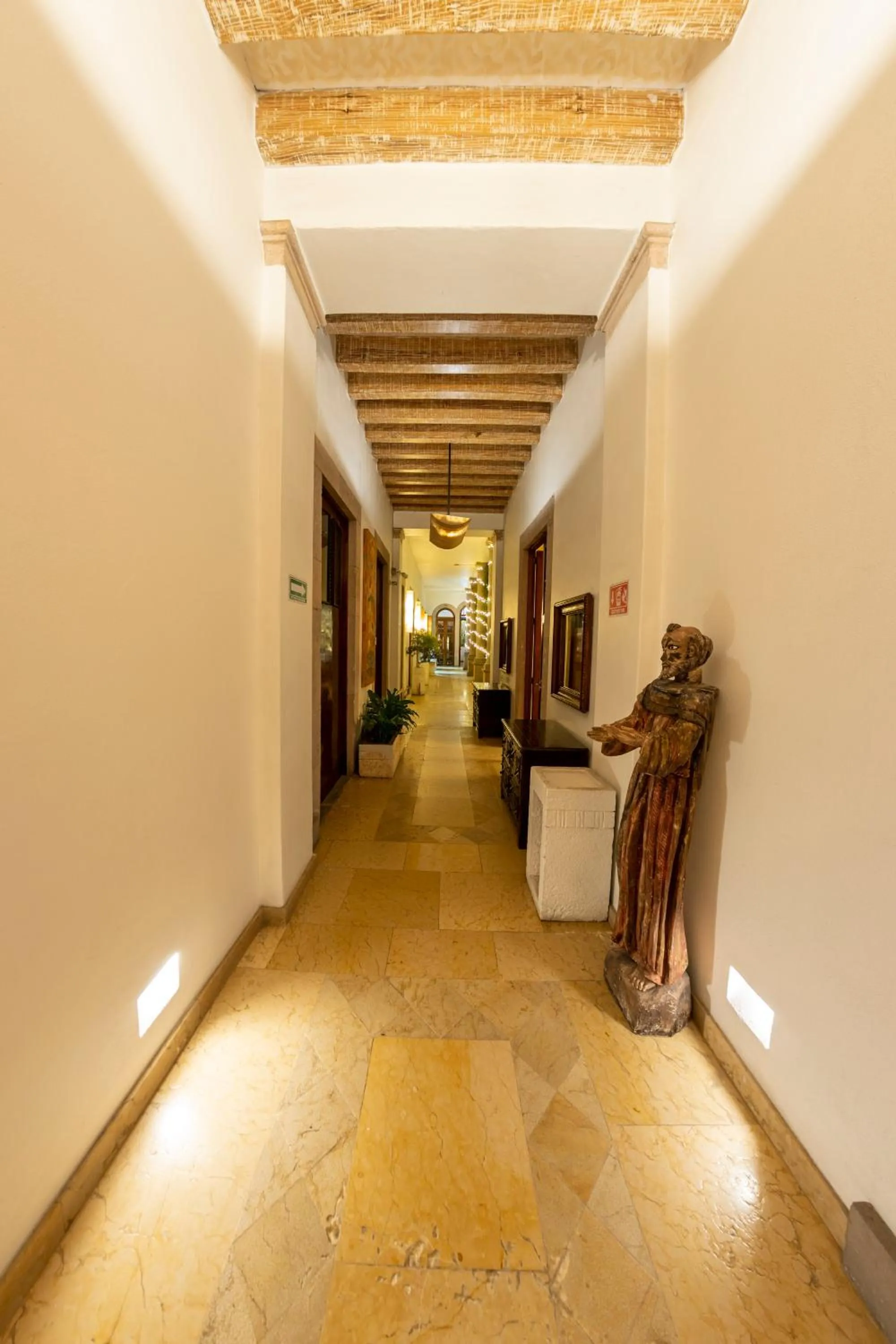 Property building in Hotel Boutique Casa San Diego