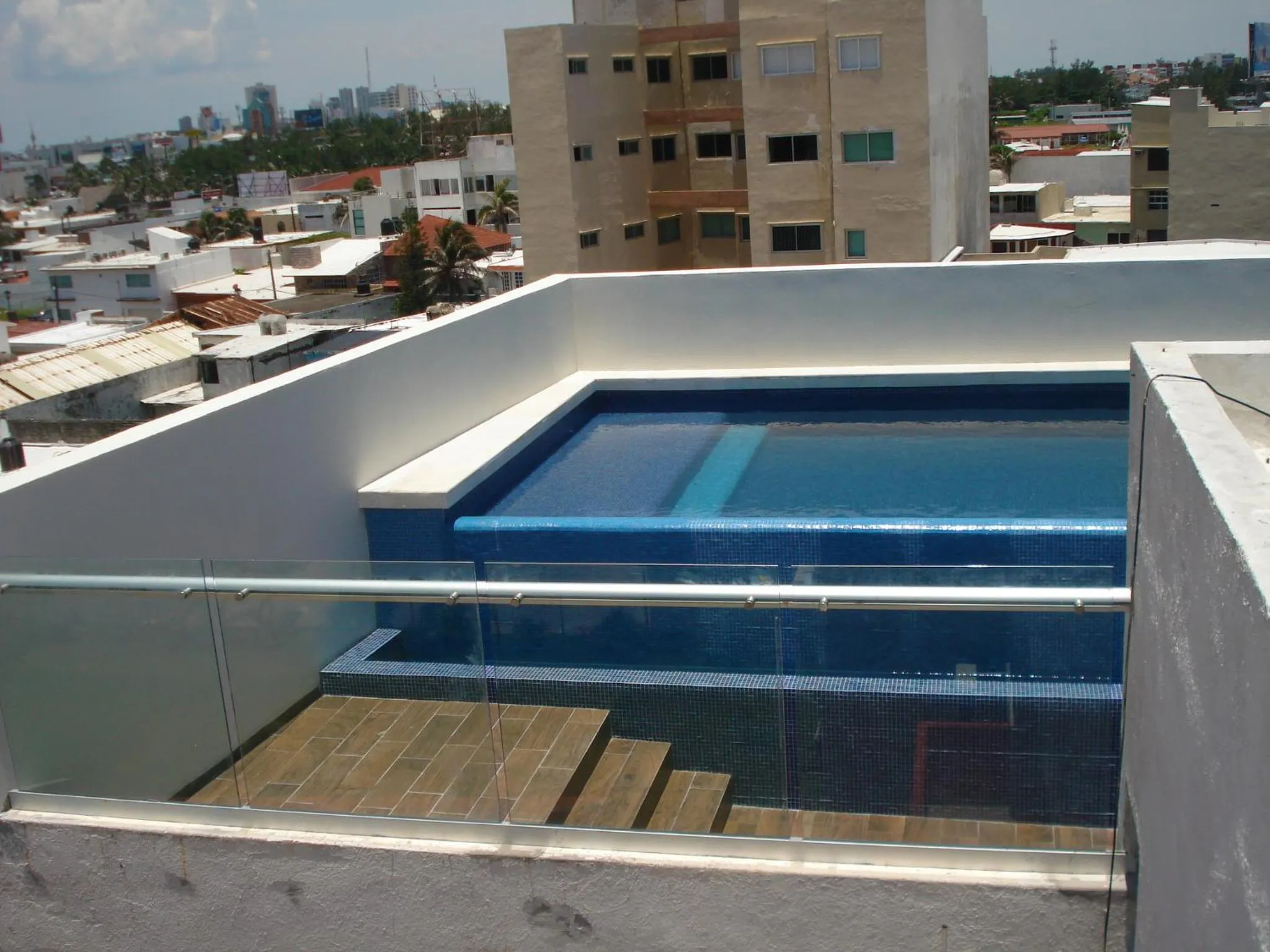 Swimming pool in EMS Hoteles Boca del Río