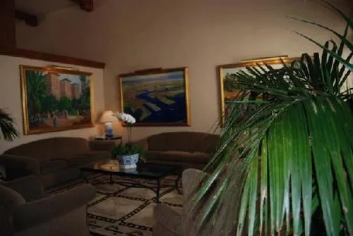 Hotel Laguna