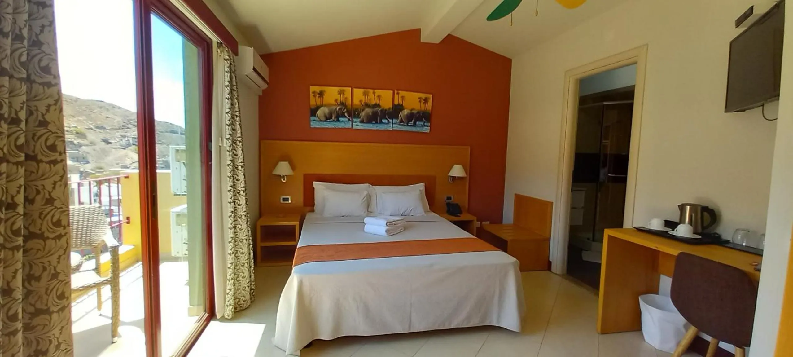 Photo of the whole room, Bed in Pombas Brancas Resort