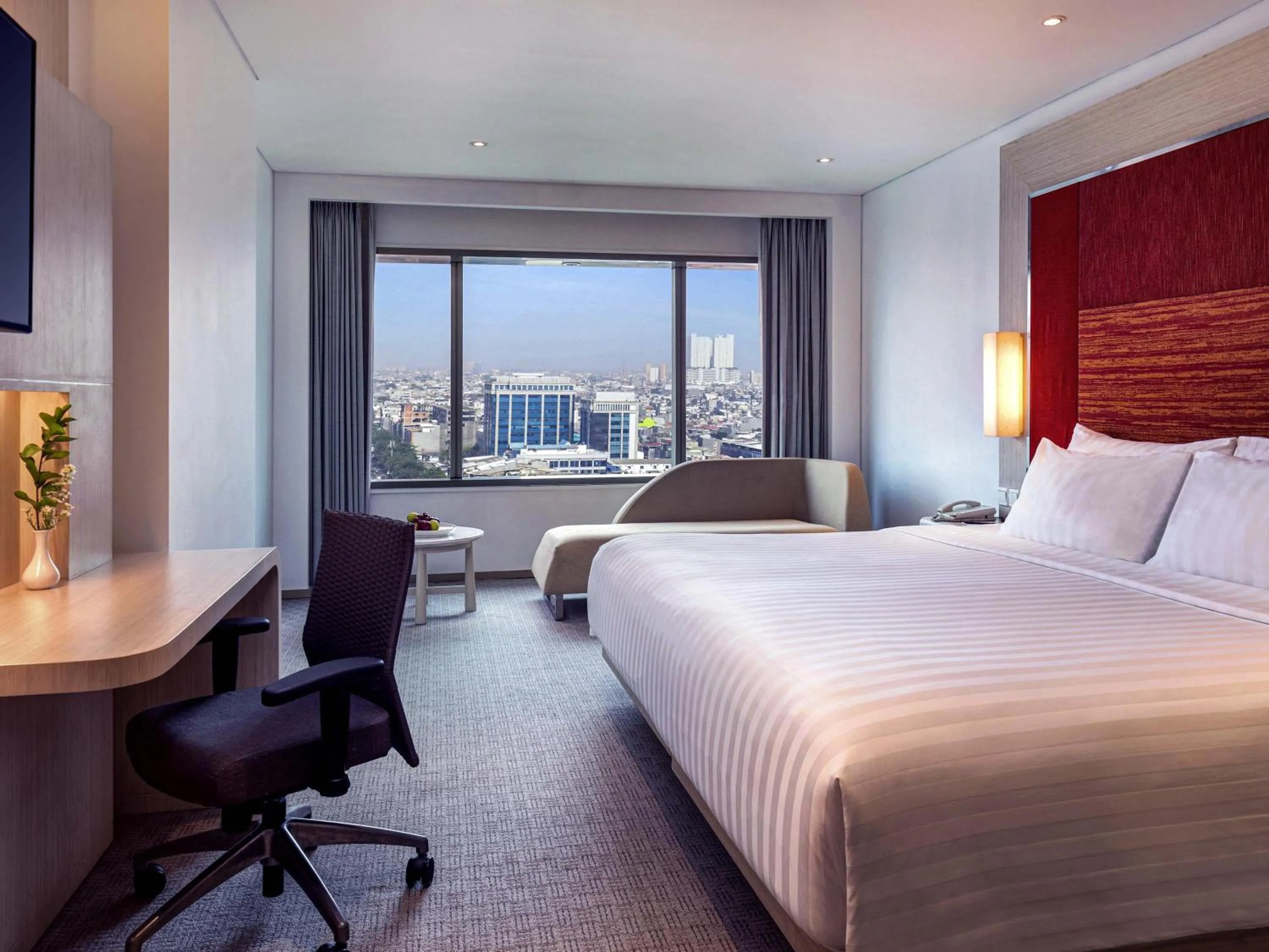 Bedroom, Bed in Grand Mercure Jakarta Harmoni