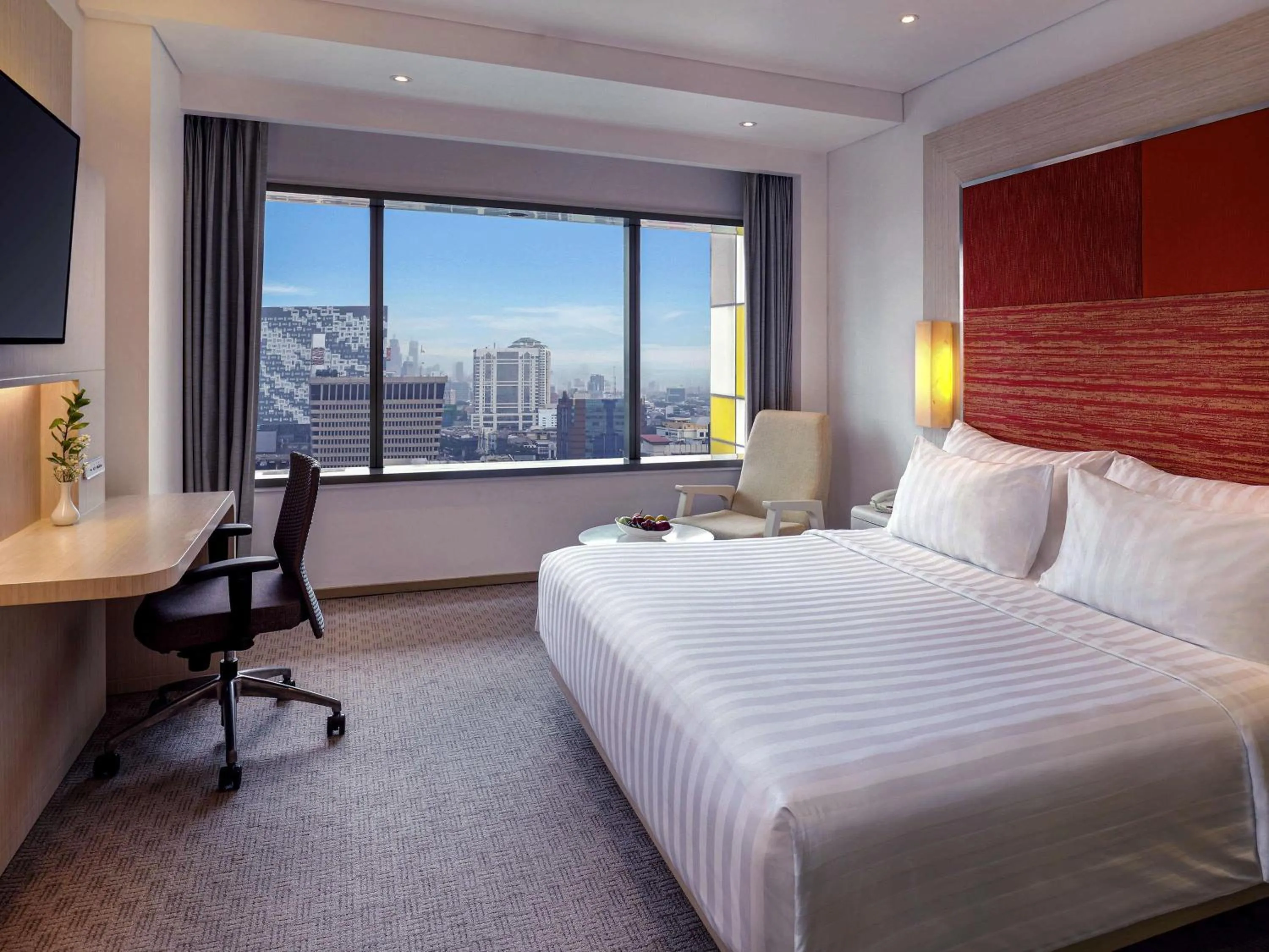 Bedroom, Bed in Grand Mercure Jakarta Harmoni