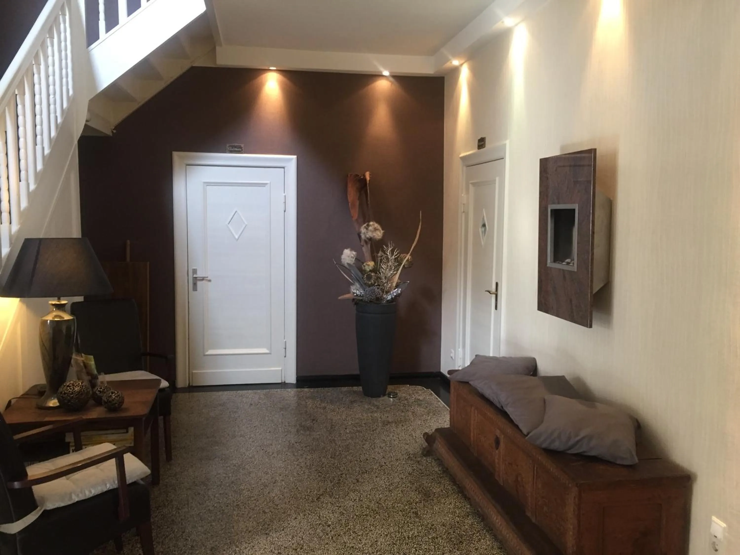 Seating area in Hotel Wuelfers Gasthaus