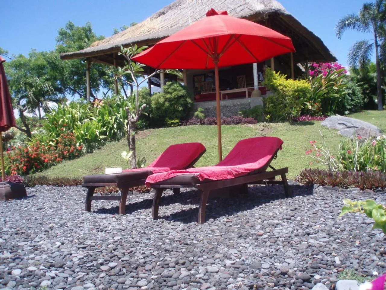 Garden in Toyabali-Resort, Boutique Beach Villas