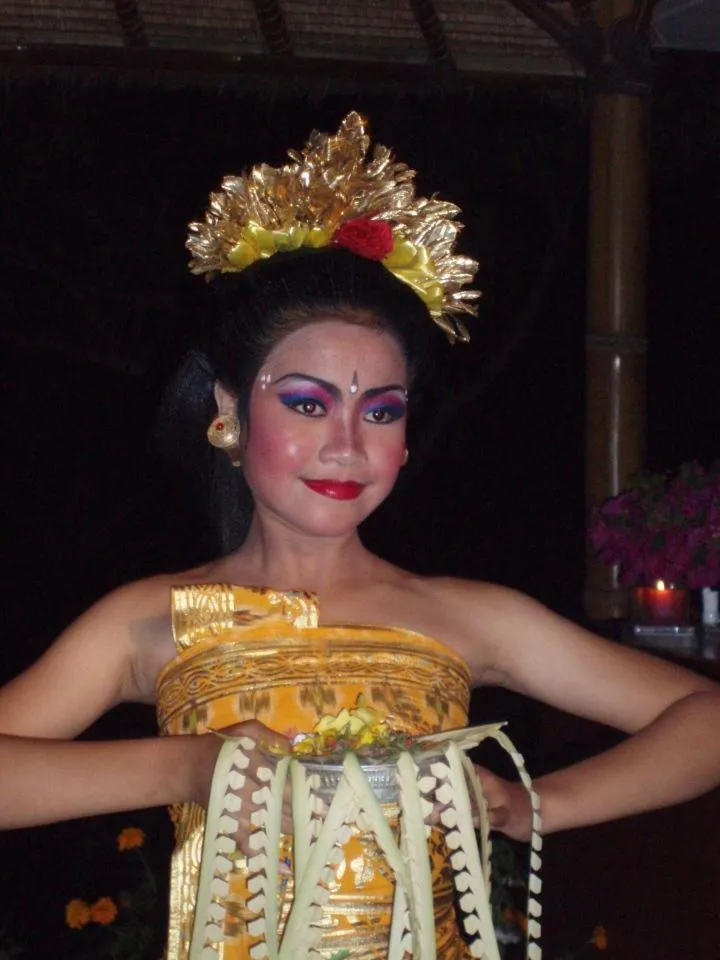 Evening entertainment in Toyabali-Resort, Boutique Beach Villas