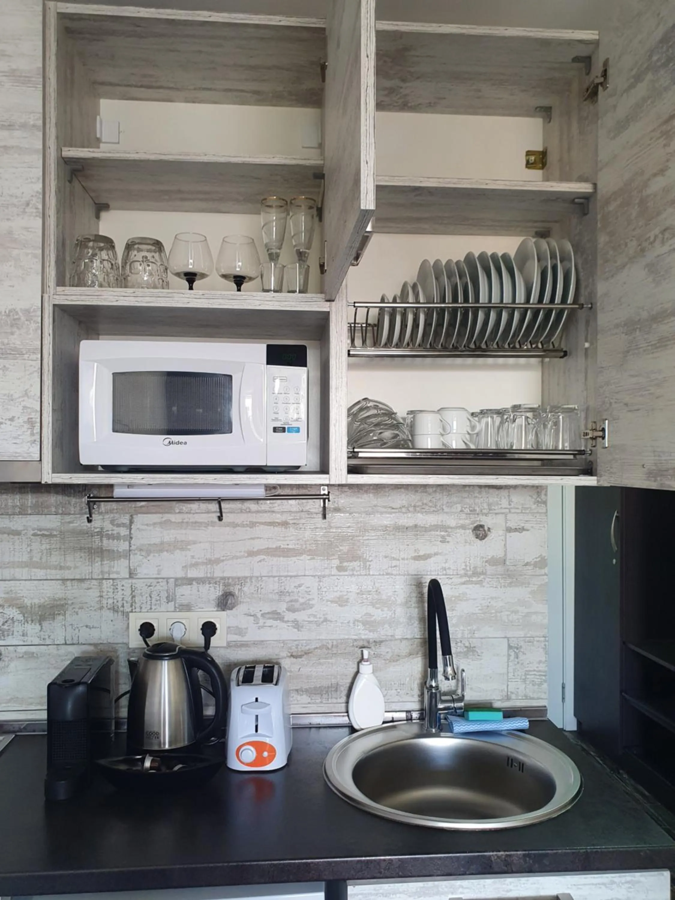 Frozen View New Gudauri