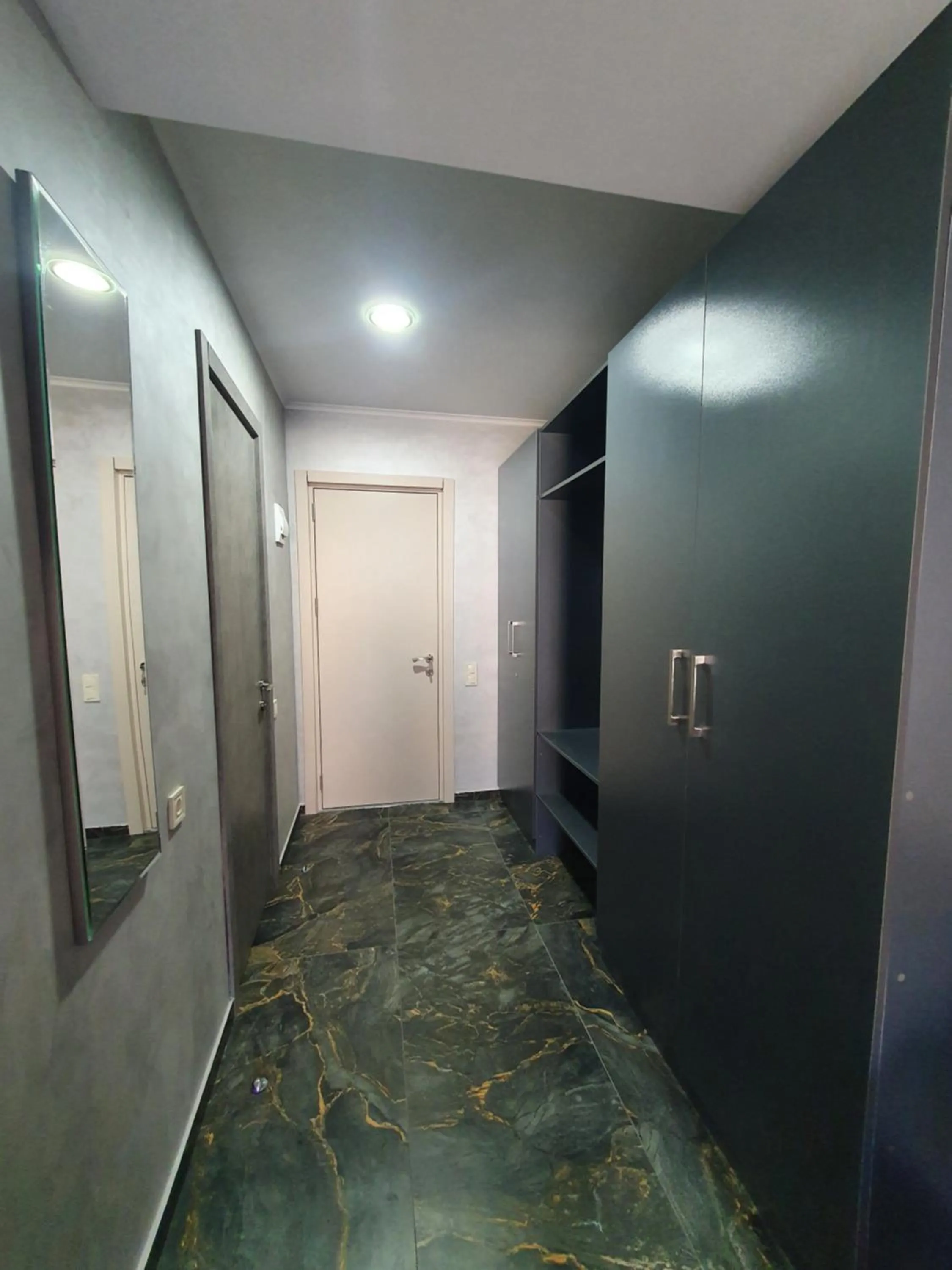 Frozen View New Gudauri