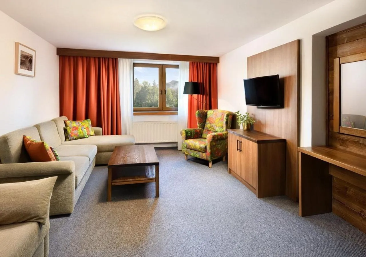 TV and multimedia in Hotel Srdiečko