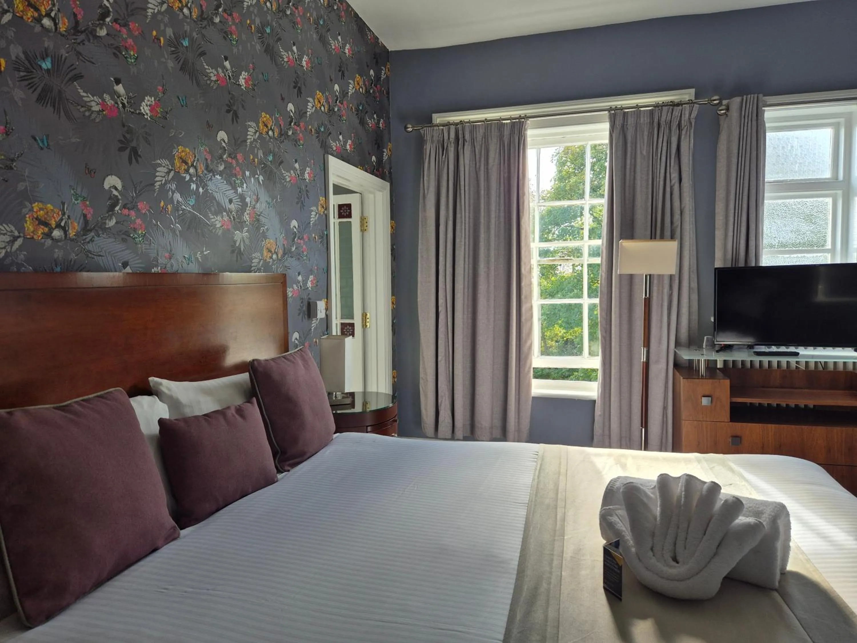 Bed in The Great Western Hotel