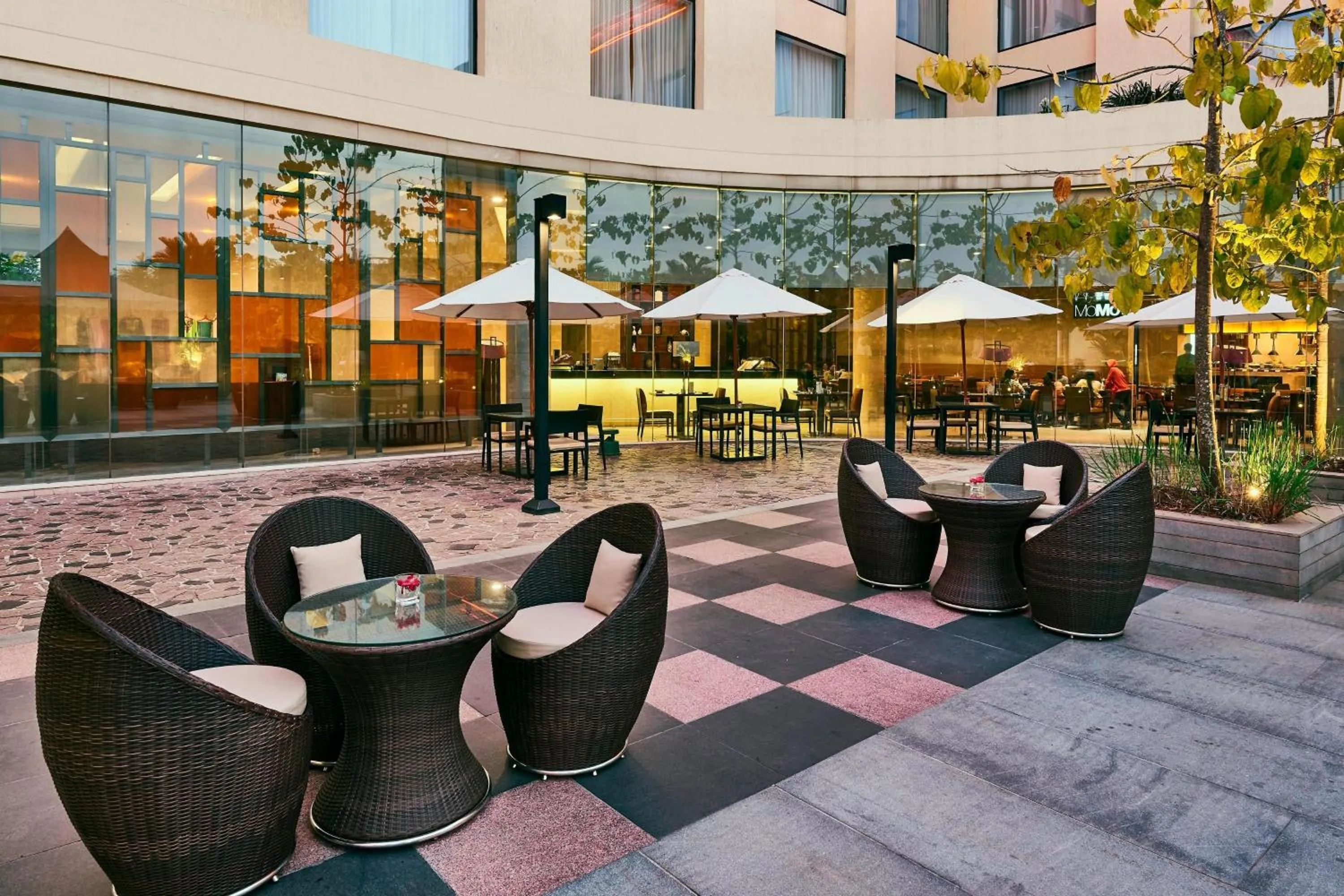 Restaurant/places to eat in Courtyard by Marriott Kochi Airport