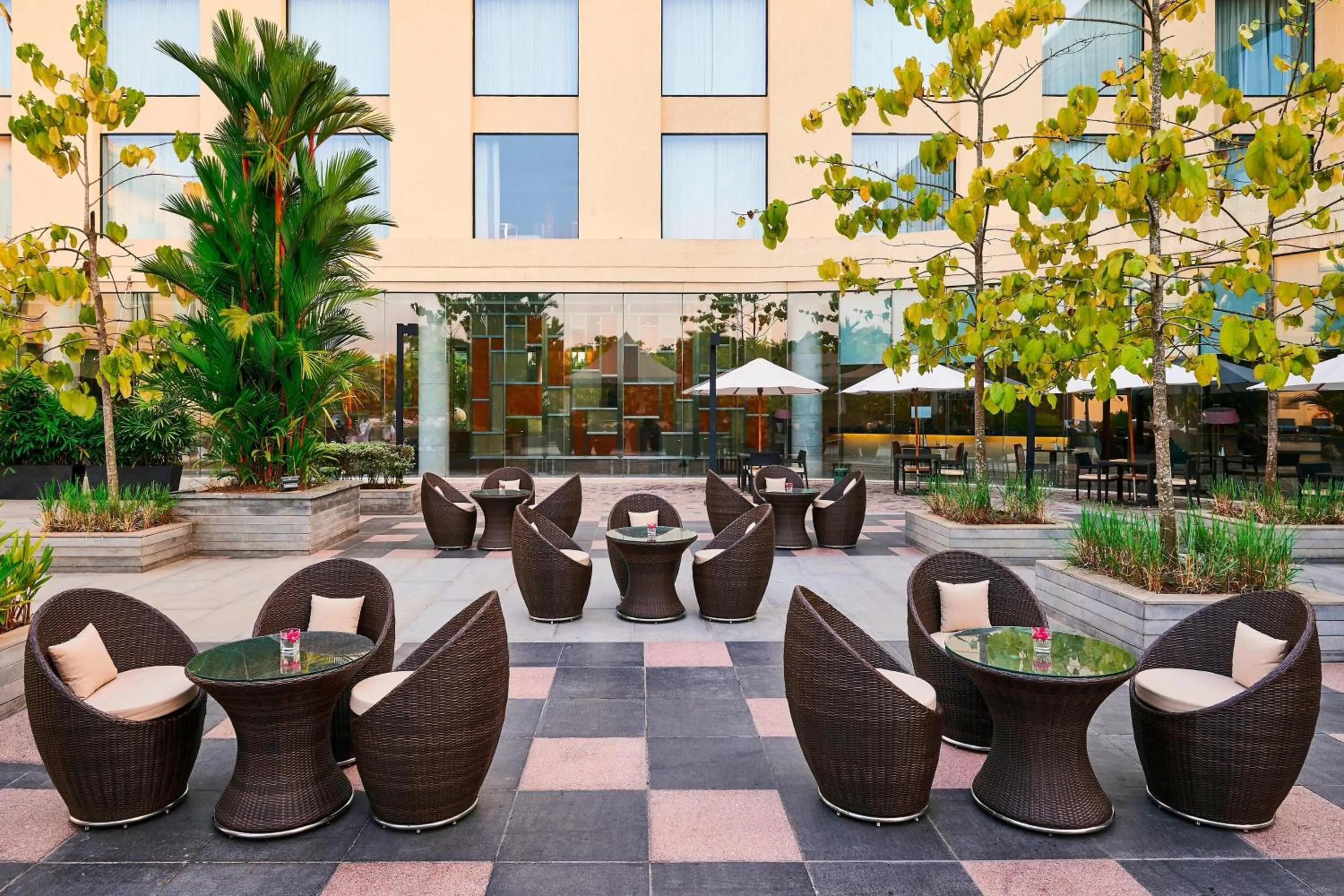 Restaurant/places to eat in Courtyard by Marriott Kochi Airport