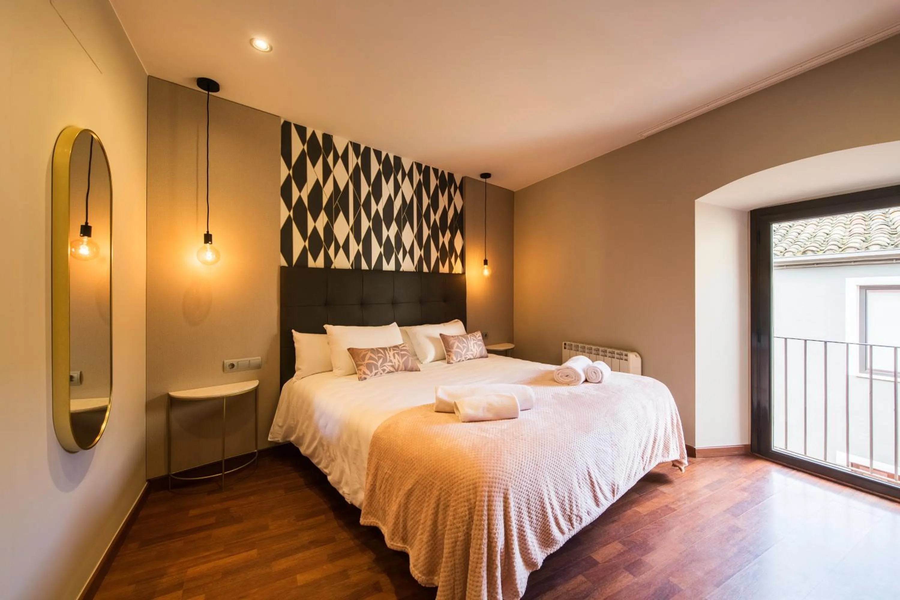 Bedroom, Bed in UP ROOMS BANYOLES