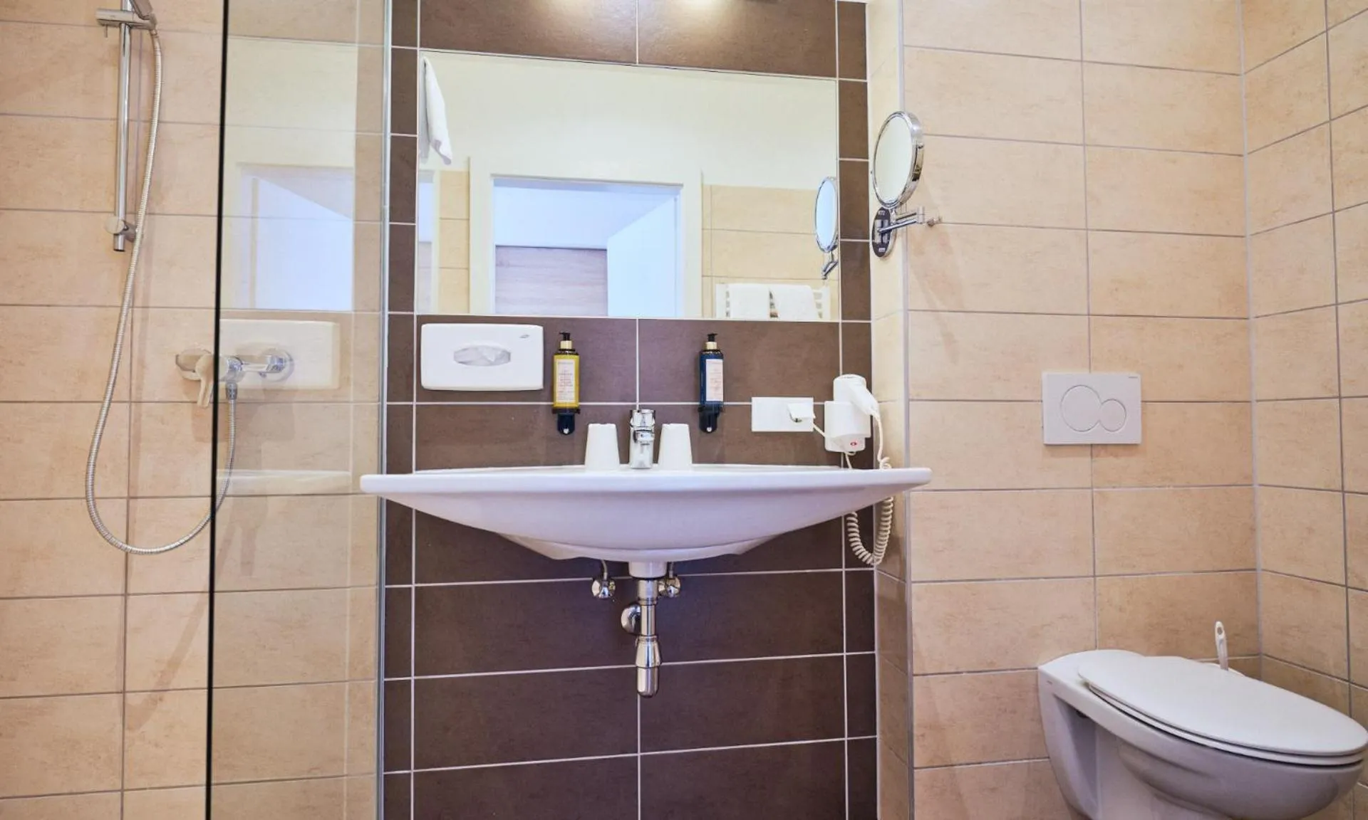 Shower in Hotel Planai by Alpeffect Hotels