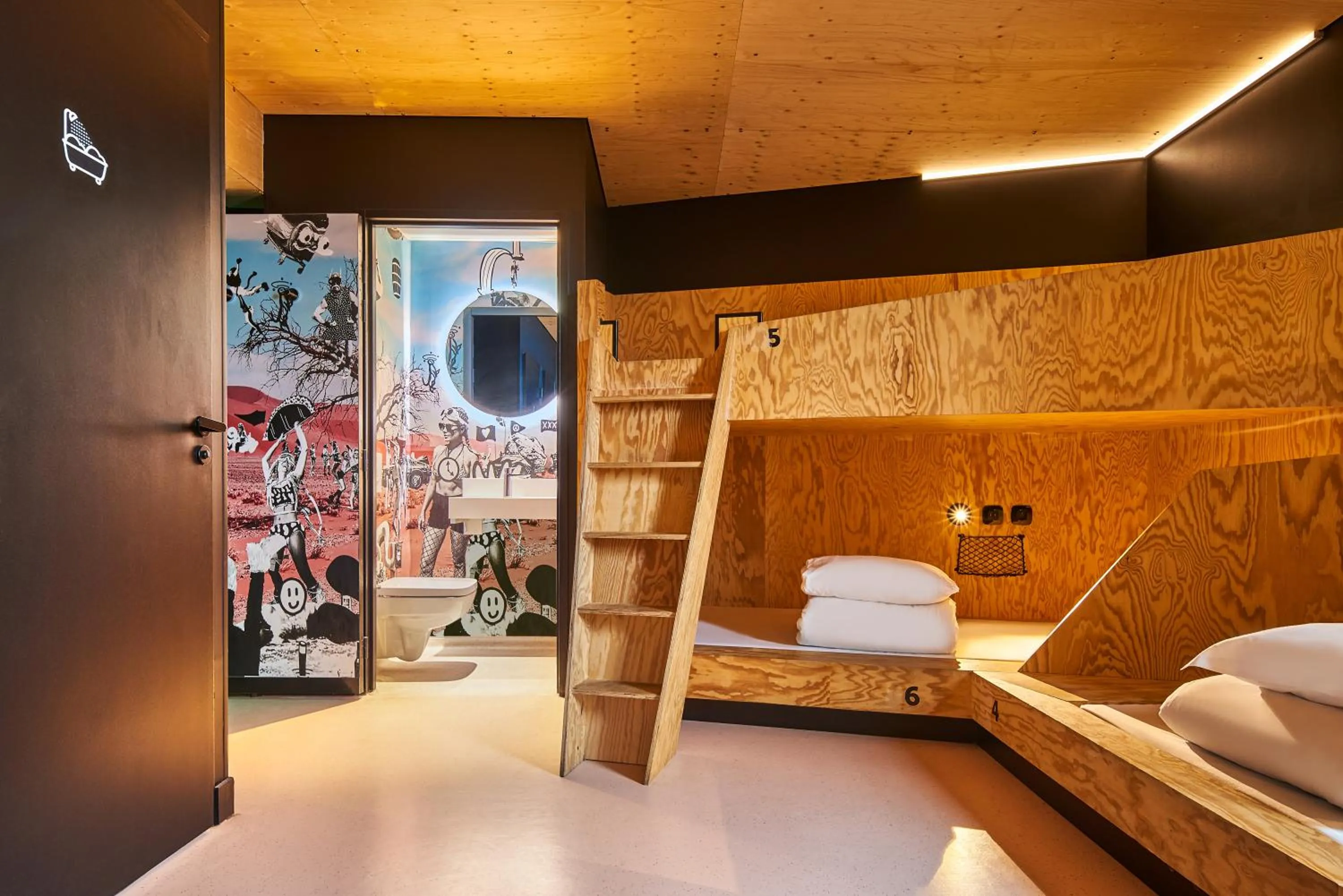 Bed in JO&JOE Paris Gentilly - Auberge de Jeunesse