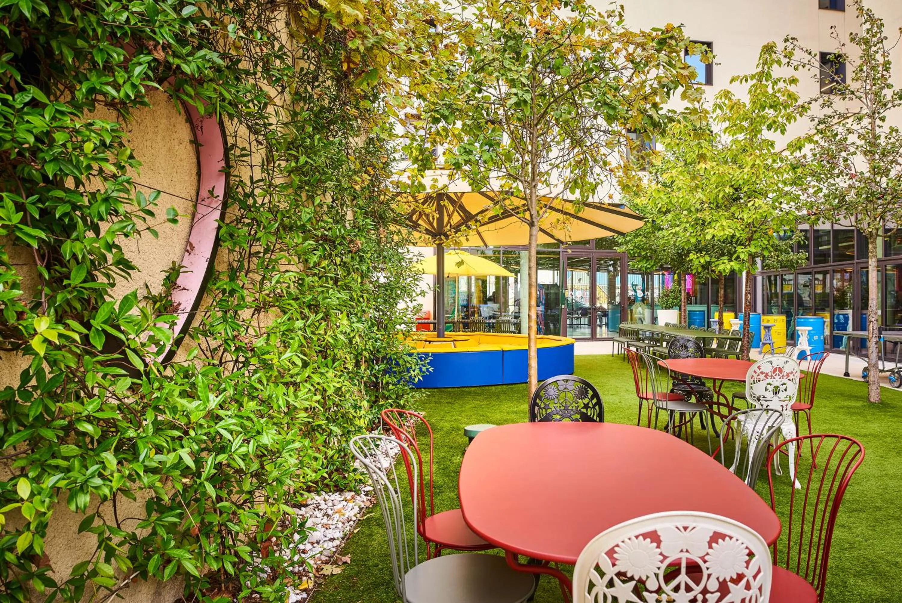 Garden in JO&JOE Paris Gentilly - Auberge de Jeunesse