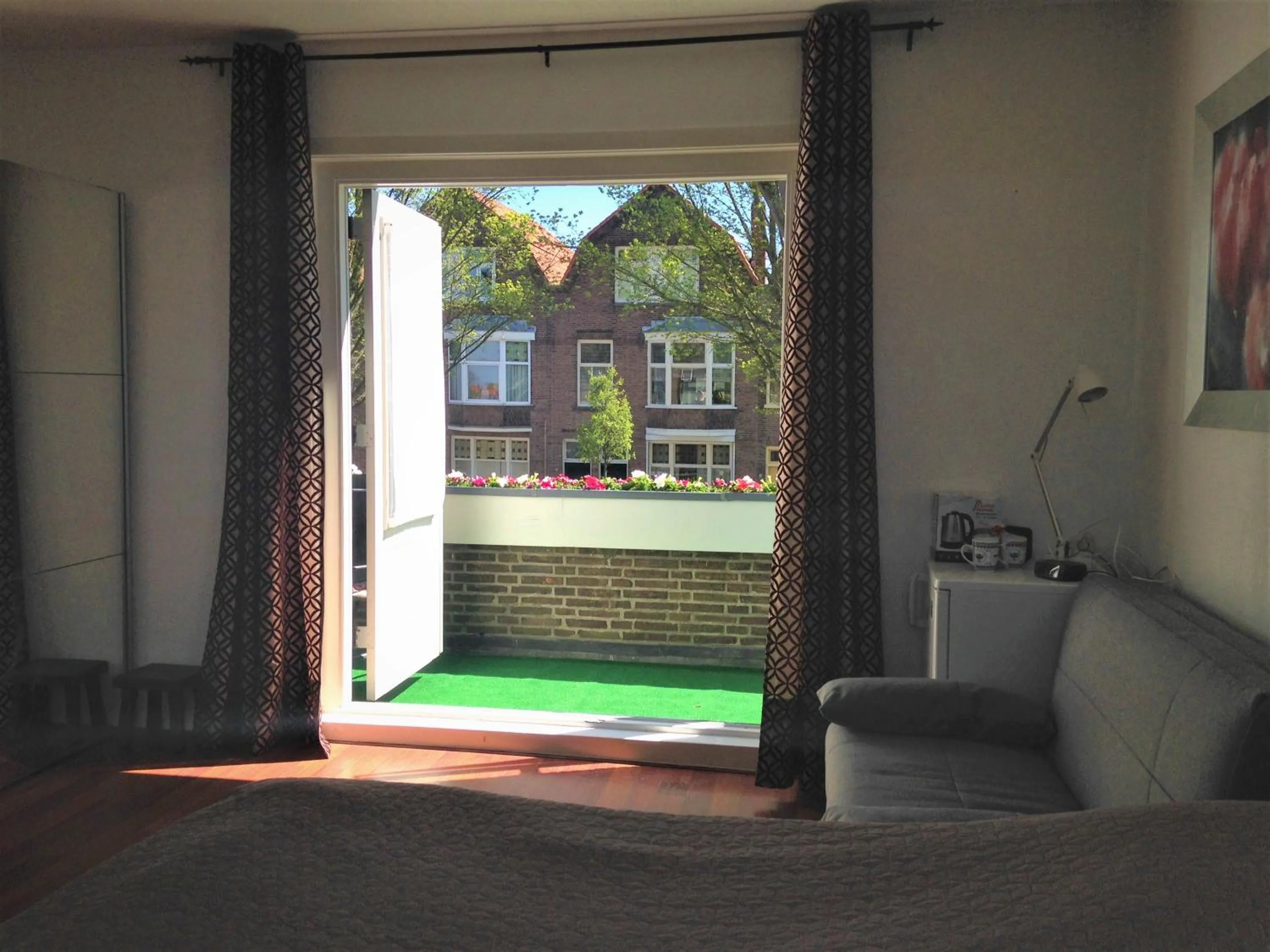 Photo of the whole room, Bed in Westerschelde B&B