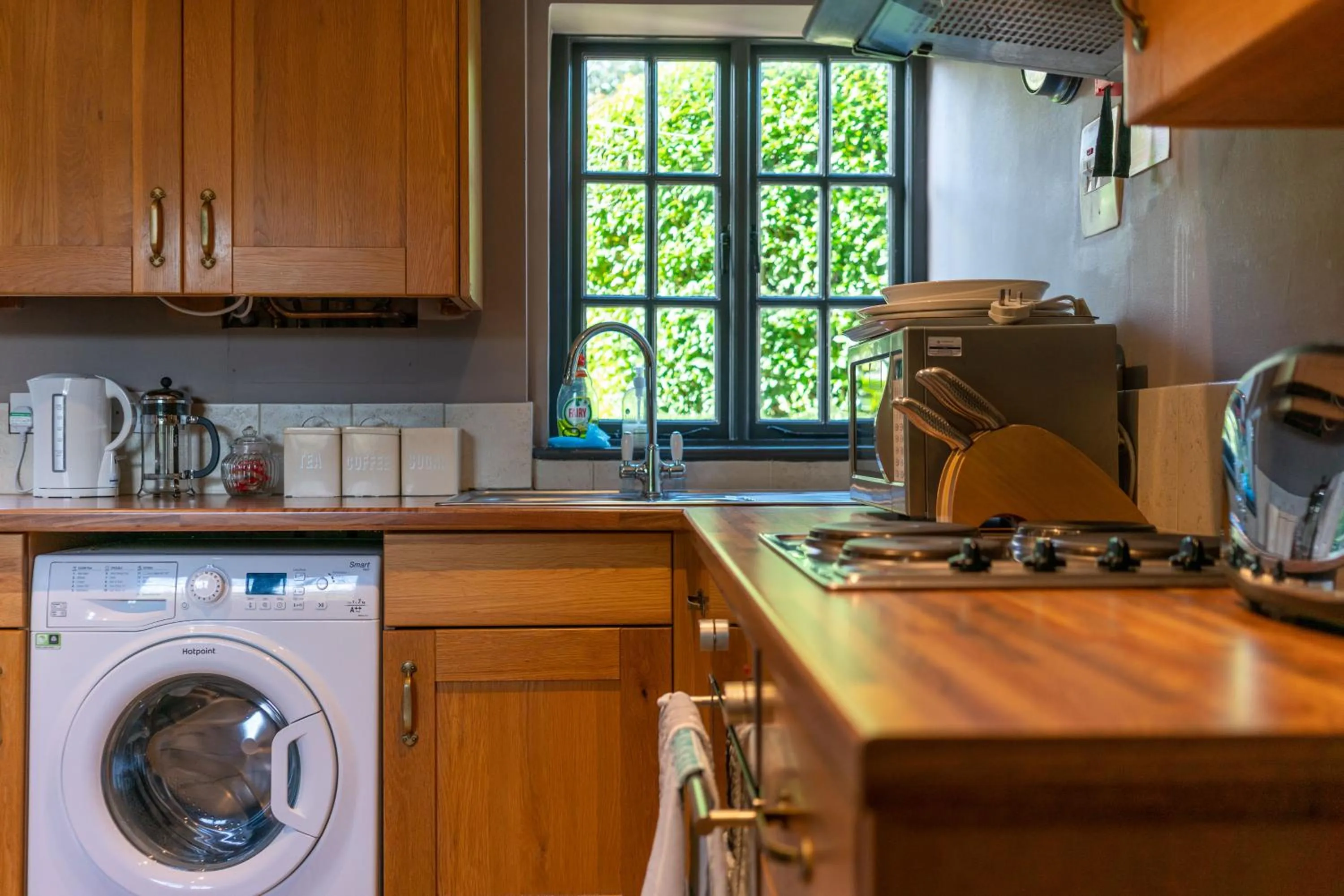 Kitchen or kitchenette in The Royal Oak Inn