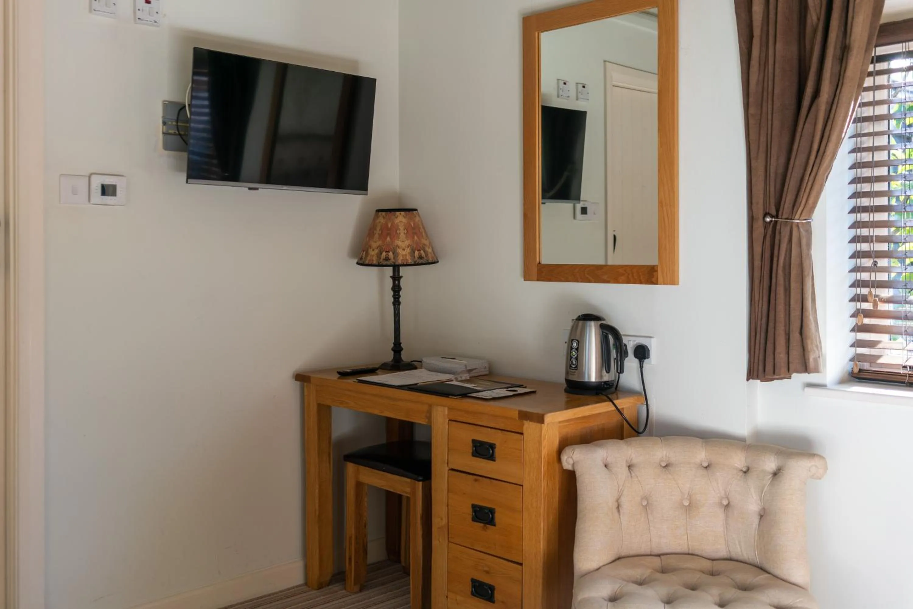Bedroom in The Royal Oak Inn