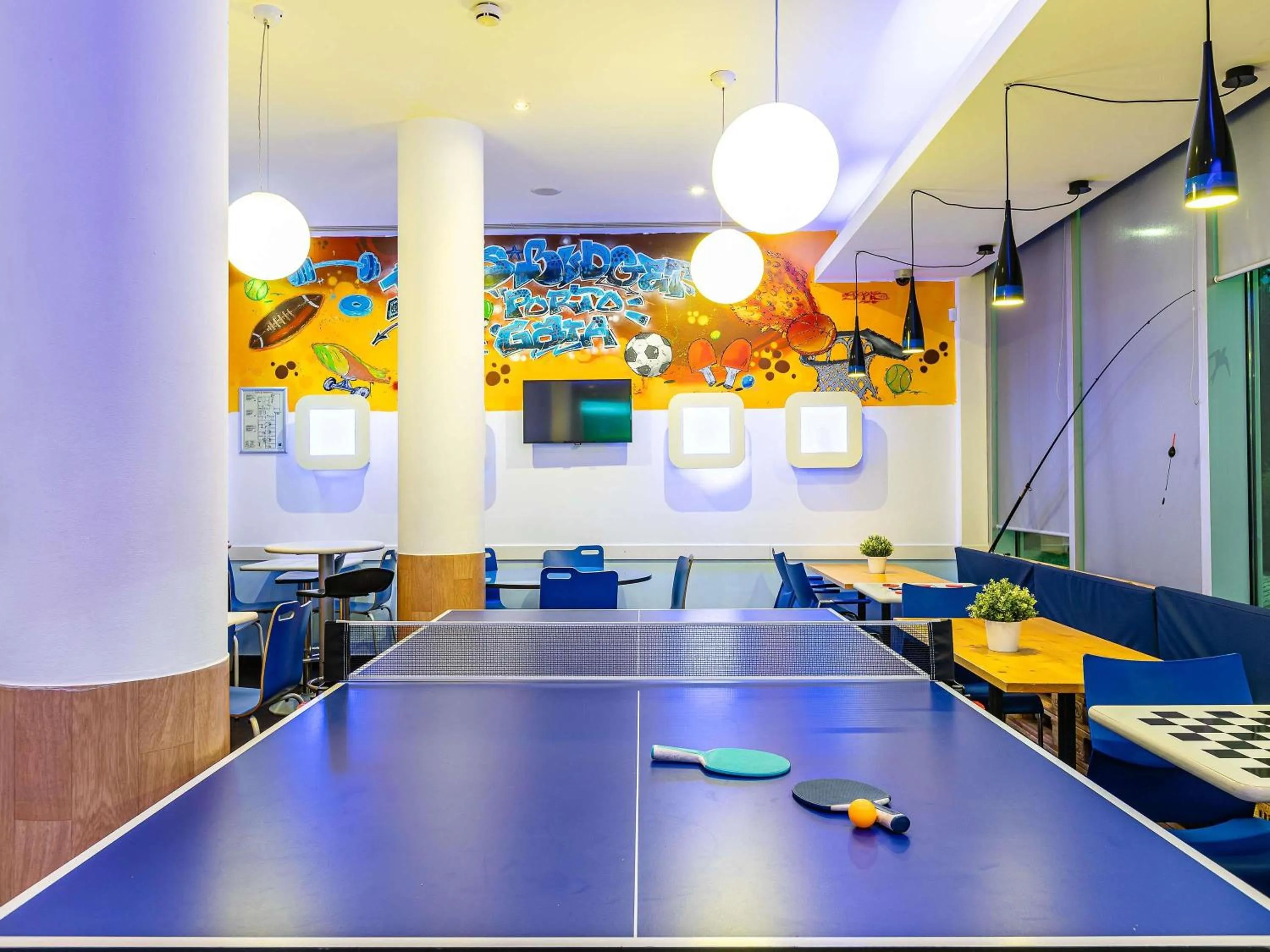 Property building in Hotel ibis Budget Porto Gaia