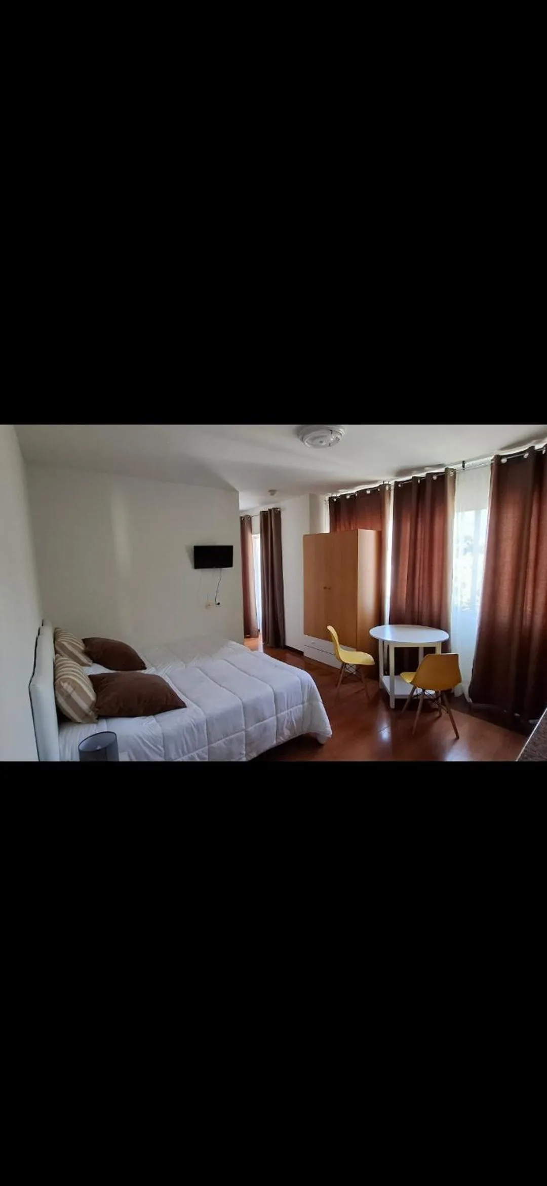 Bed in Apartahotel portal de leon